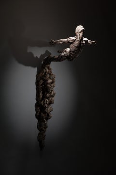 Leap of Faith – abstrakte, nackte männliche Bronzeskulptur, Moderne Kunst