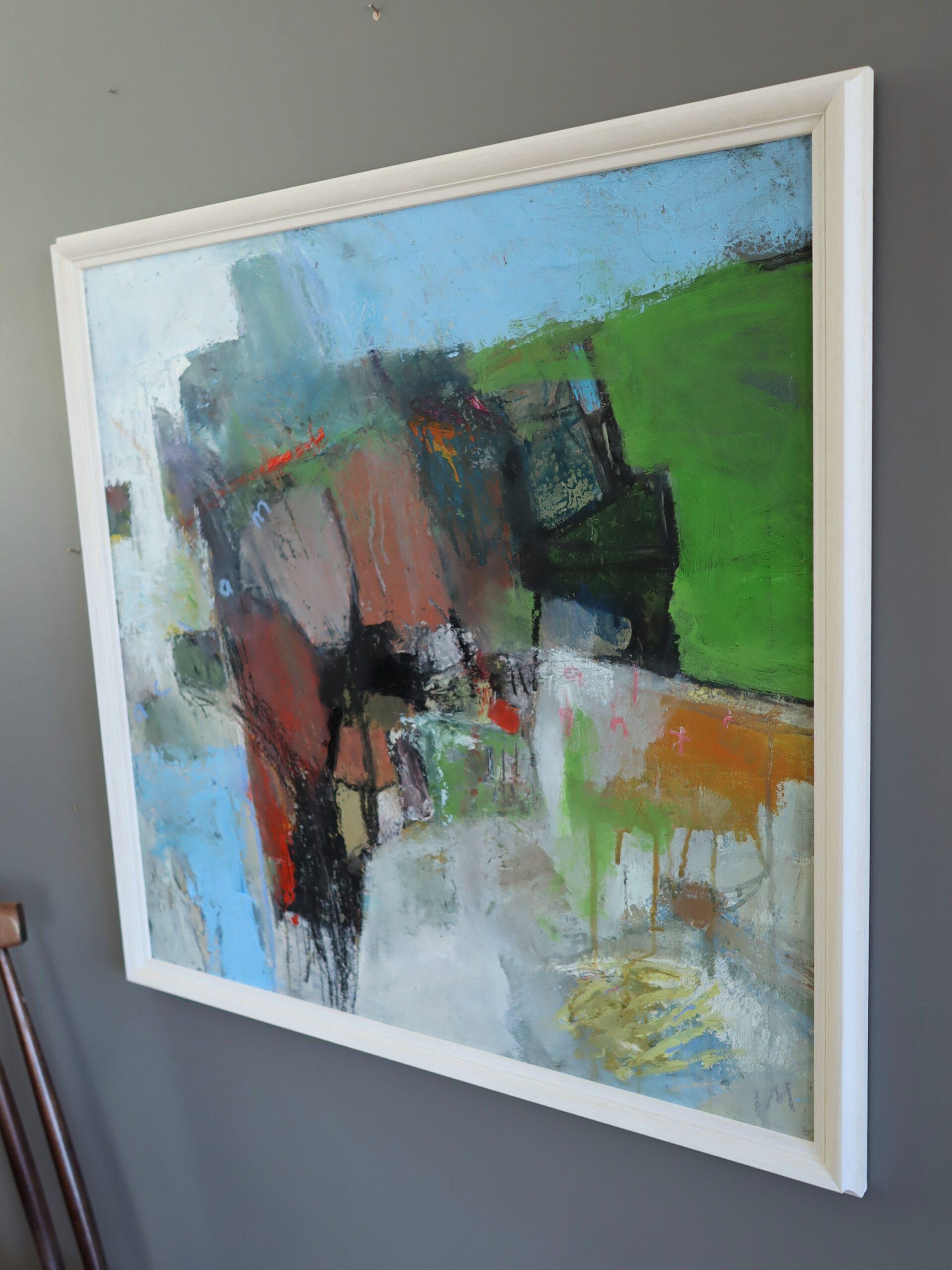 Peinture à l'huile contemporaine britannique de paysage abstrait - Southern Shore - Gris Landscape Painting par Ian Mood