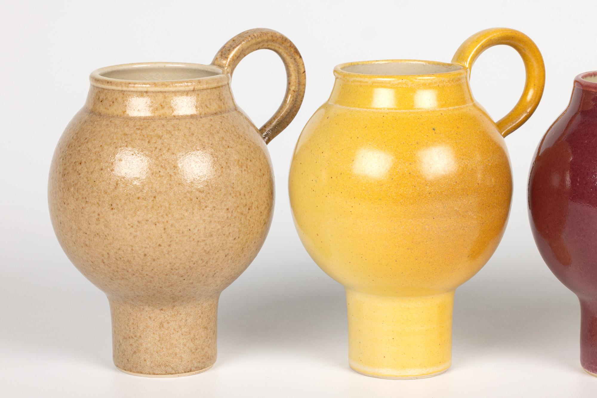 Grès Quatre tasses à café élégantes de Ian Rylatt, Studio Pottery en vente