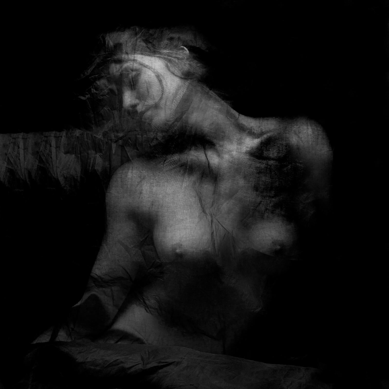 Figurative photo, Limited edition sensual print, Black white, Square - Cara - Contemporary Photograph by Ian Sanderson