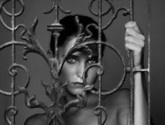 Caroline - Figurative photograph, Nude fine art print, Contemporary, Sensual