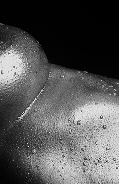 Jo - Stampa di nudo firmata in edizione limitata, foto contemporanea in bianco e nero, quadrata