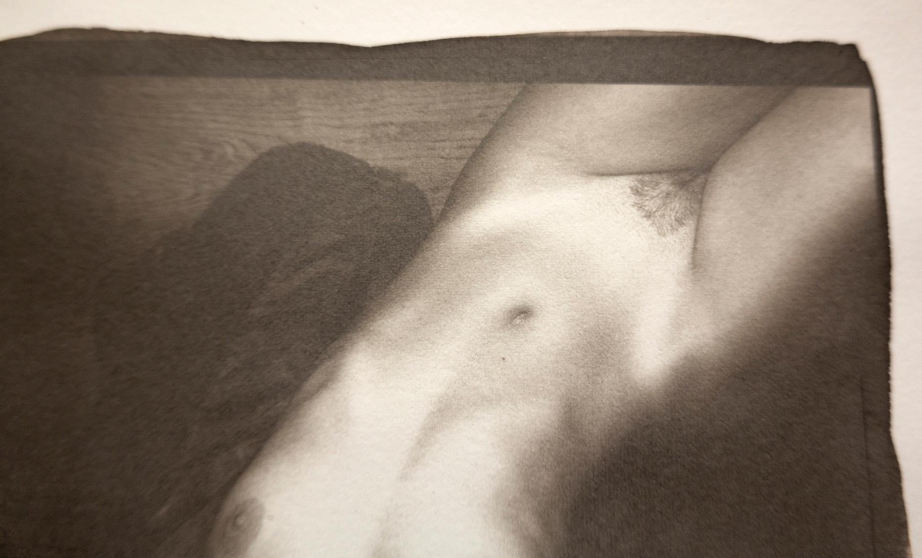 Katia - Tirage au platine Palladium, édition limitée, Femme nue contemporaine - Contemporain Photograph par Ian Sanderson
