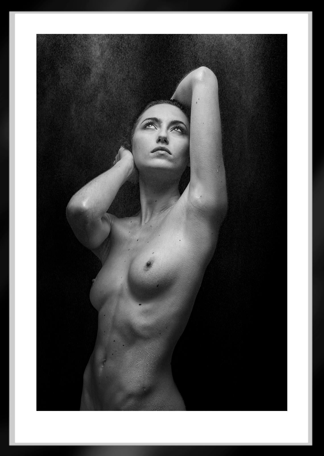 Mist - Signed limited edition nude art print, Black White Photo, Sensual model - Contemporary Photograph by Ian Sanderson
