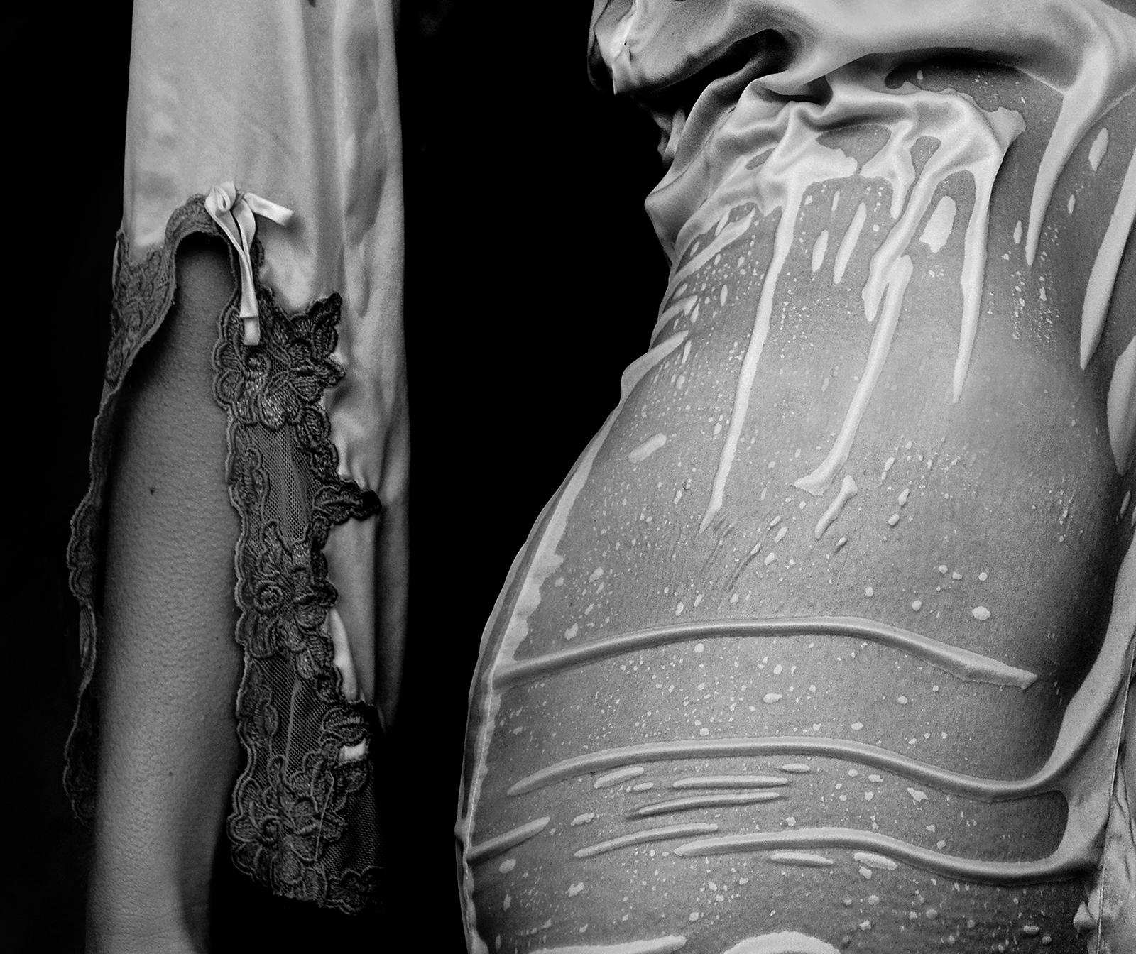 Nathalie - Impresión sensual firmada en edición limitada, Gran formato Desnudo contemporáneo - Photograph Contemporáneo de Ian Sanderson