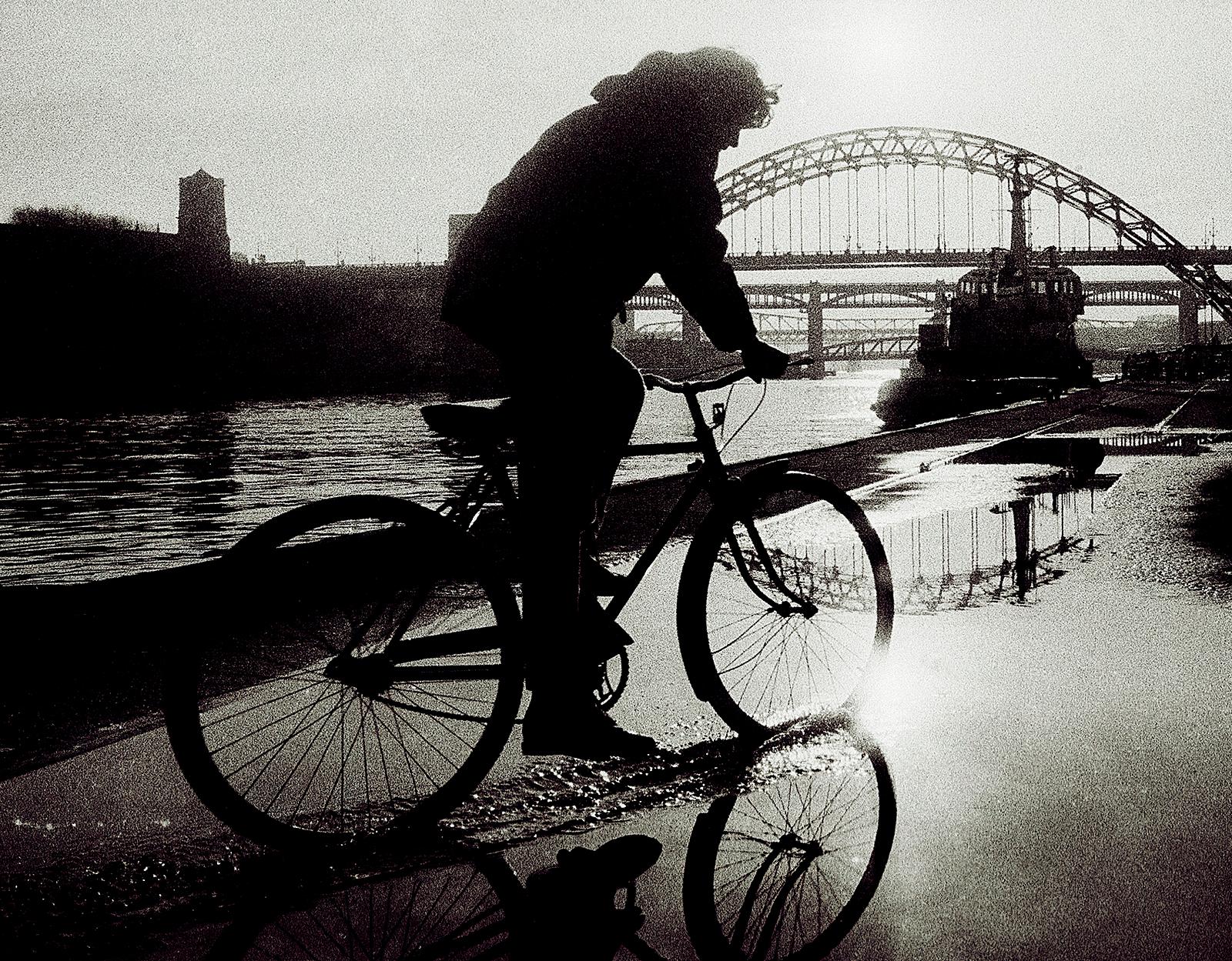City Landscape print, black white, Contemporary, Analogue photo - Newcastle  - Photograph by Ian Sanderson