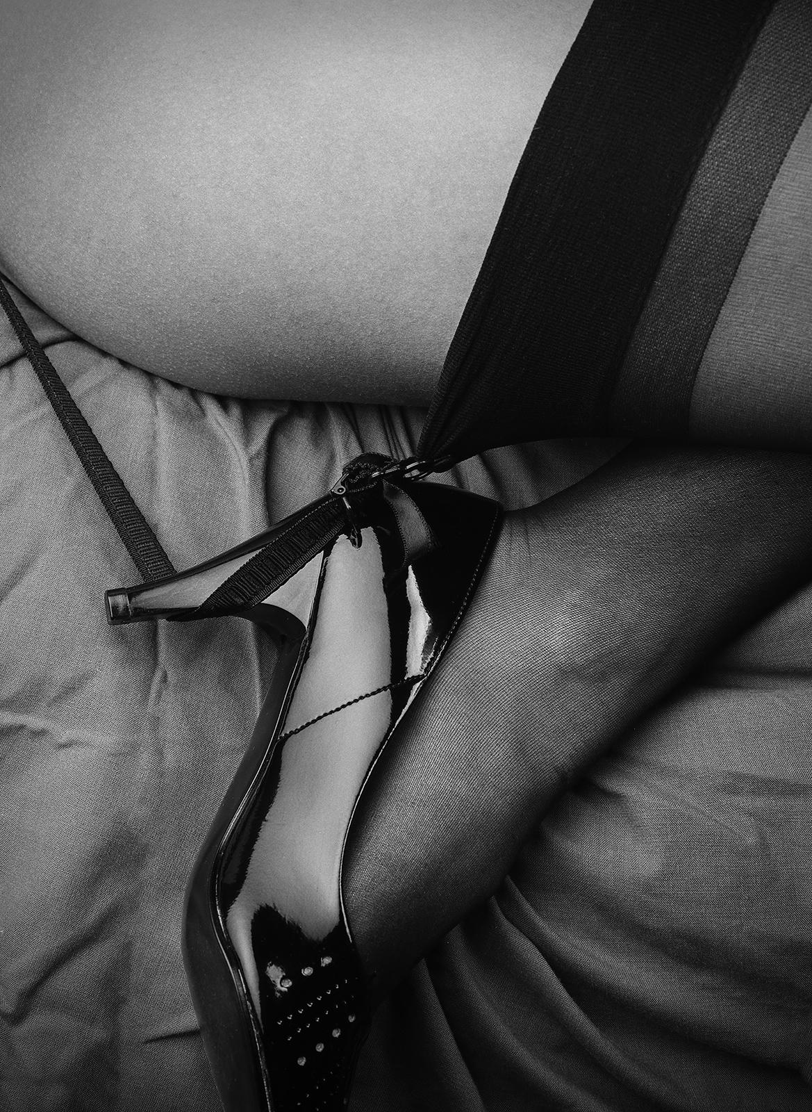 sensual black and white photos