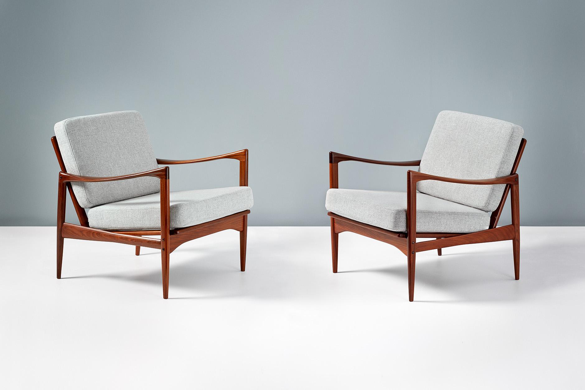 Svedese Ib Kofod-Larsen Sedie da salotto candidate al teak, circa 1960 in vendita