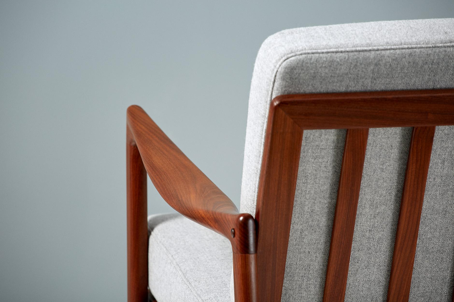 Scandinavian Modern Ib Kofod-Larsen Afromosia Teak Candidate Lounge Chairs, circa 1960 For Sale