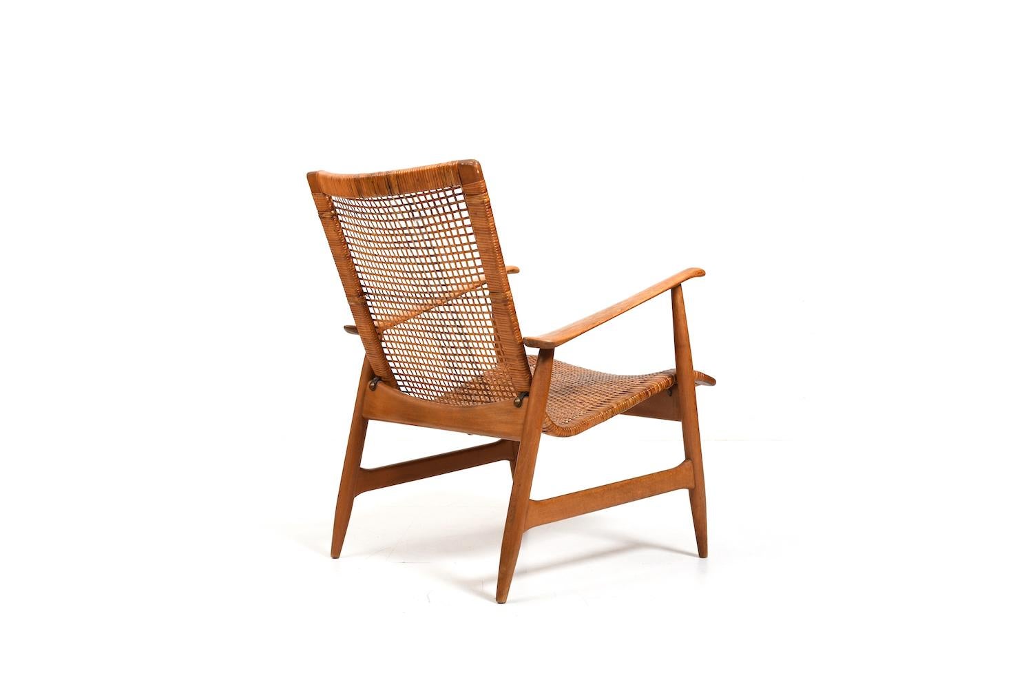 Ib Kofod-Larsen attr. Easychair with Cane early 1950s. For Sale 4