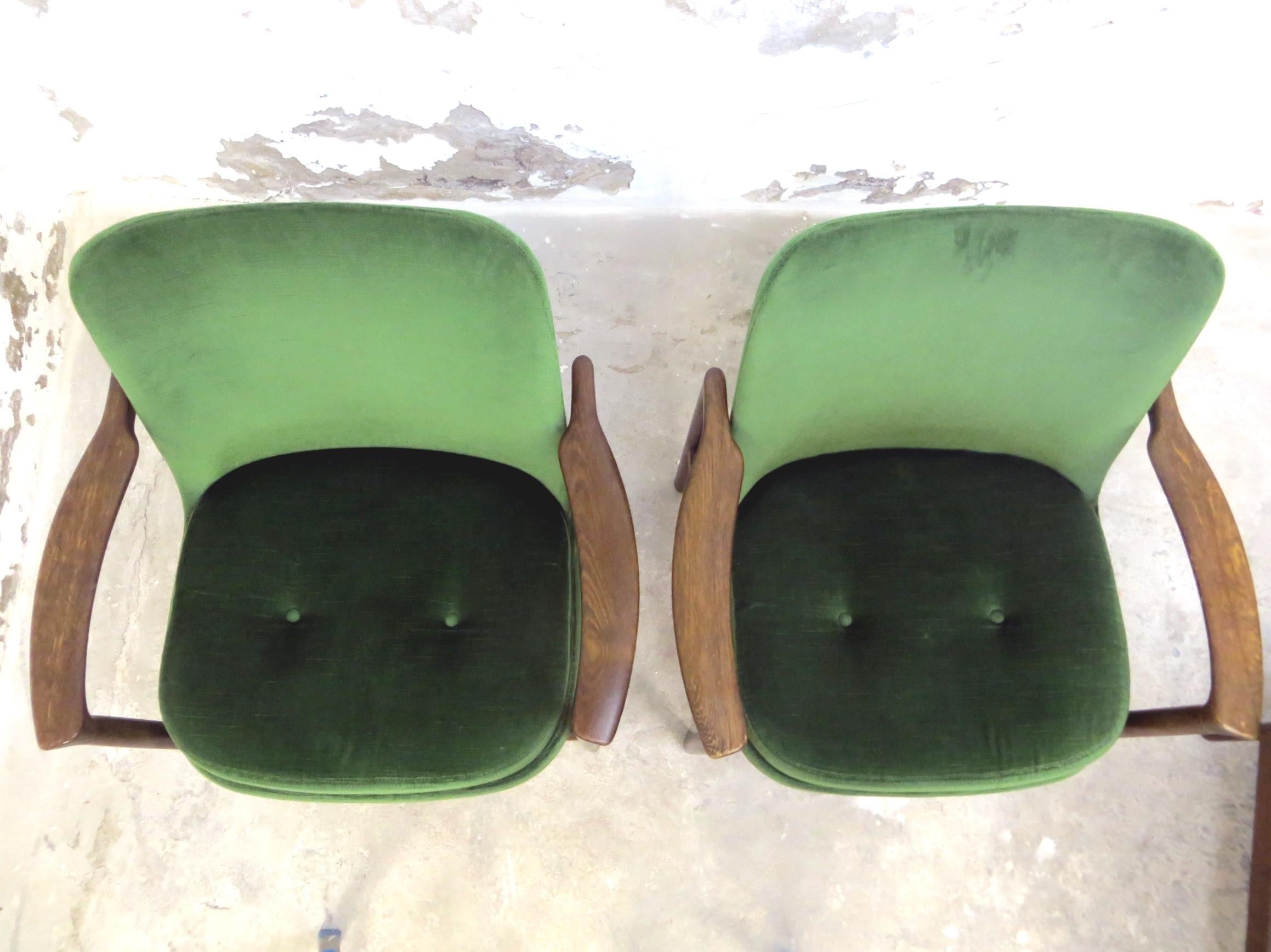 Ib Kofod-Larsen Danish Design Armchair Lounge Chairs in Green Velvet, Set of 6 7