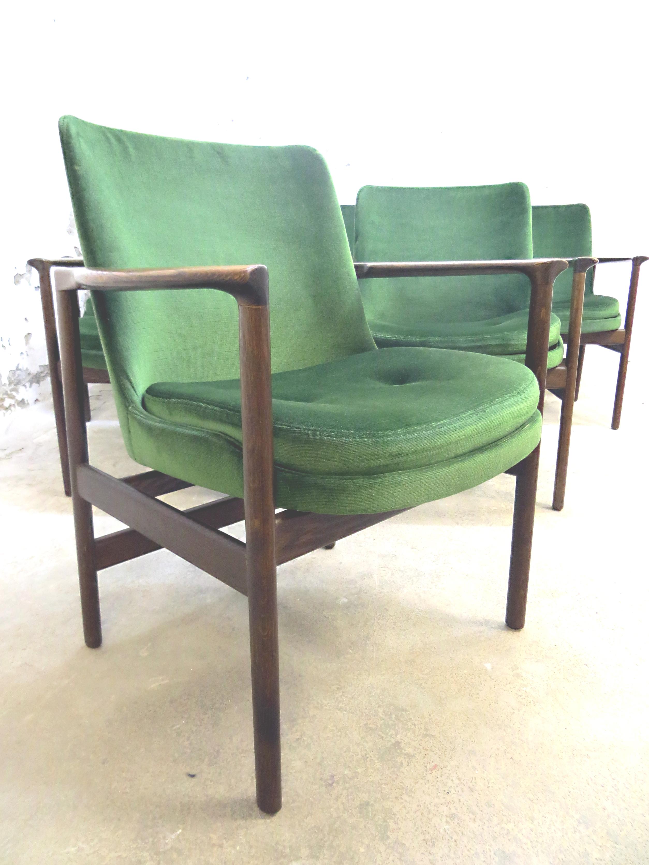 Ib Kofod-Larsen Danish Design Armchair Lounge Chairs in Green Velvet, Set of 6 4