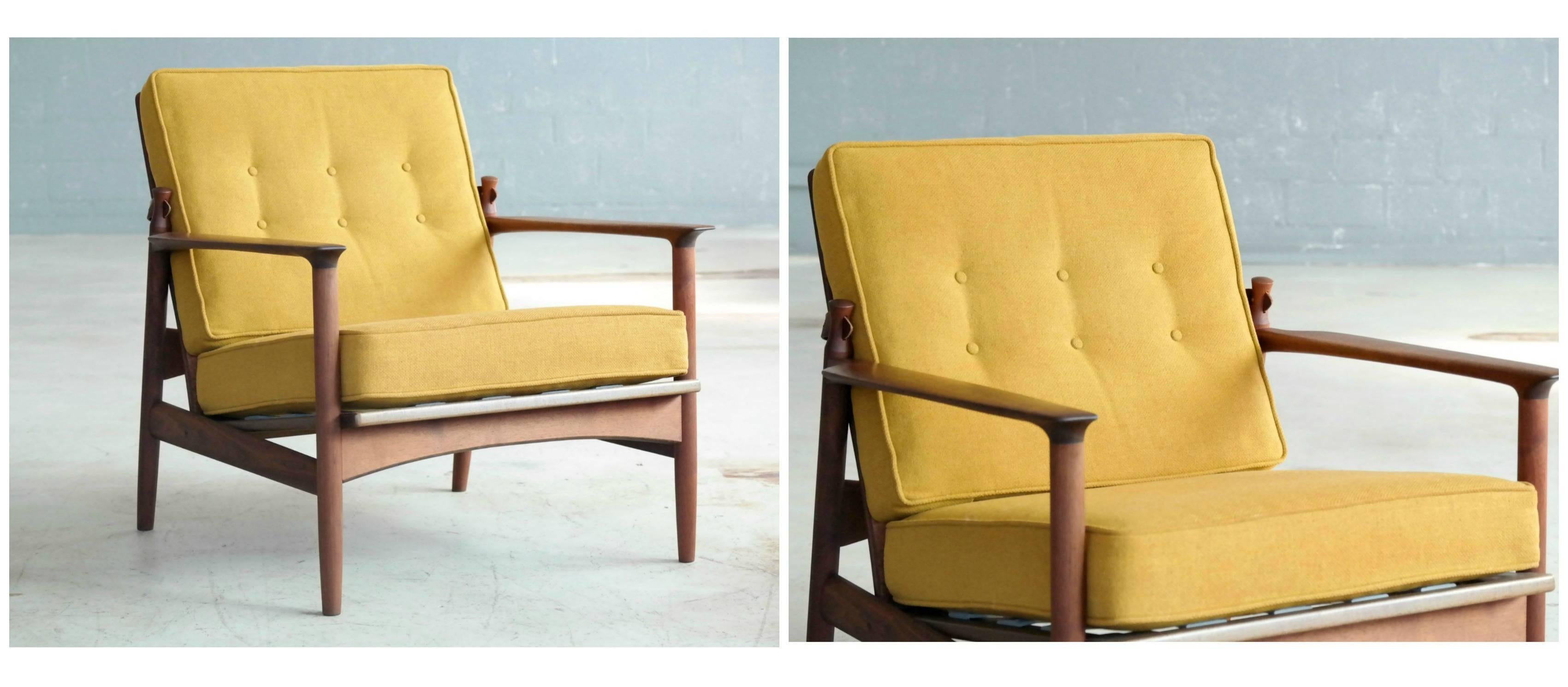 Mid-Century Modern Ib Kofod-Larsen Danish Midcentury Reclining Lounge Chair in Walnut for Selig