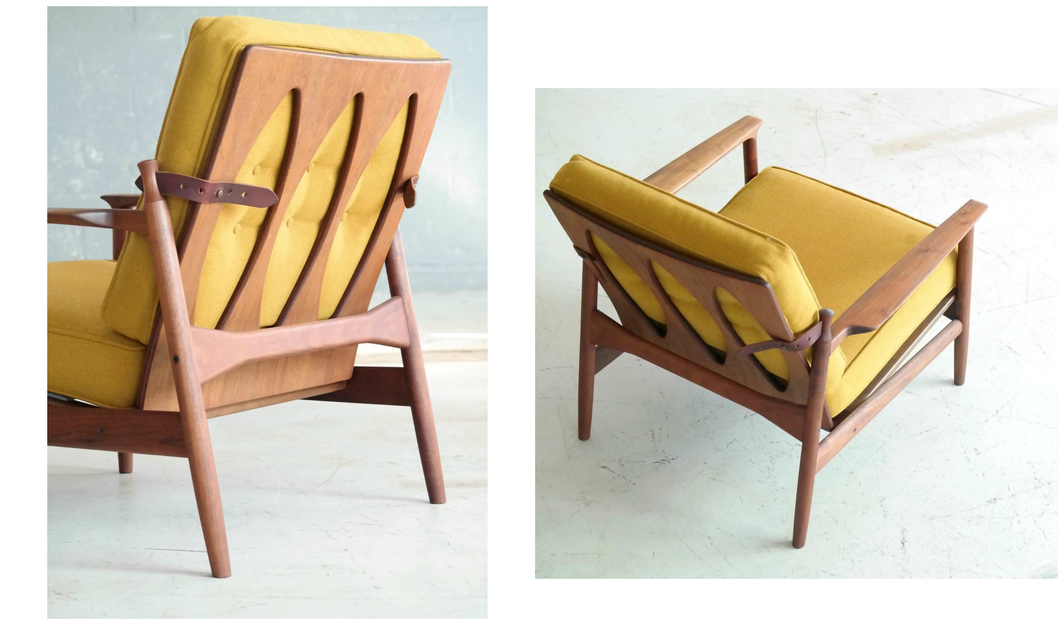 Ib Kofod-Larsen Danish Midcentury Reclining Lounge Chair in Walnut for Selig 3