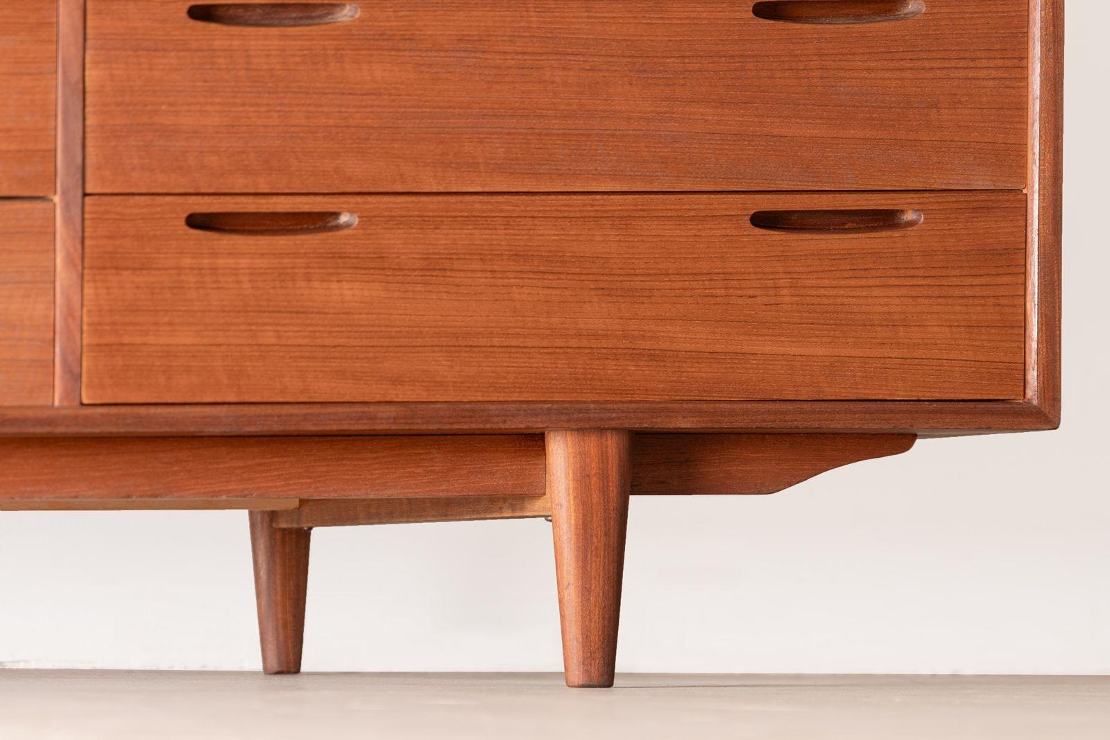 Ib Kofod Larsen Danish Modern Twelve Drawer Dresser in Teak 1960s For Sale 3