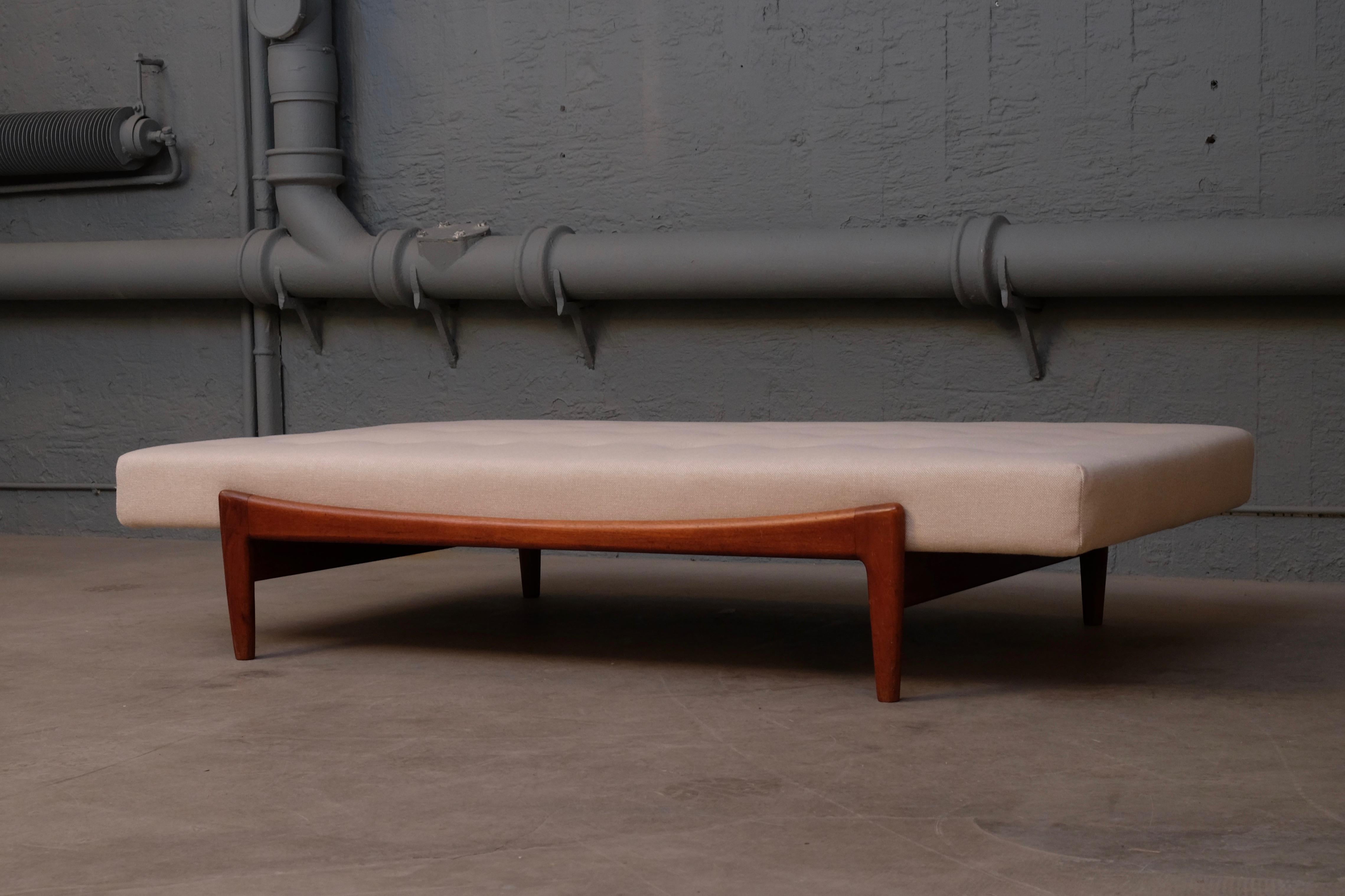 Teak, new upholstery, Kvadrat fabric.
Very good condition. Produced by OPE, 1960s.