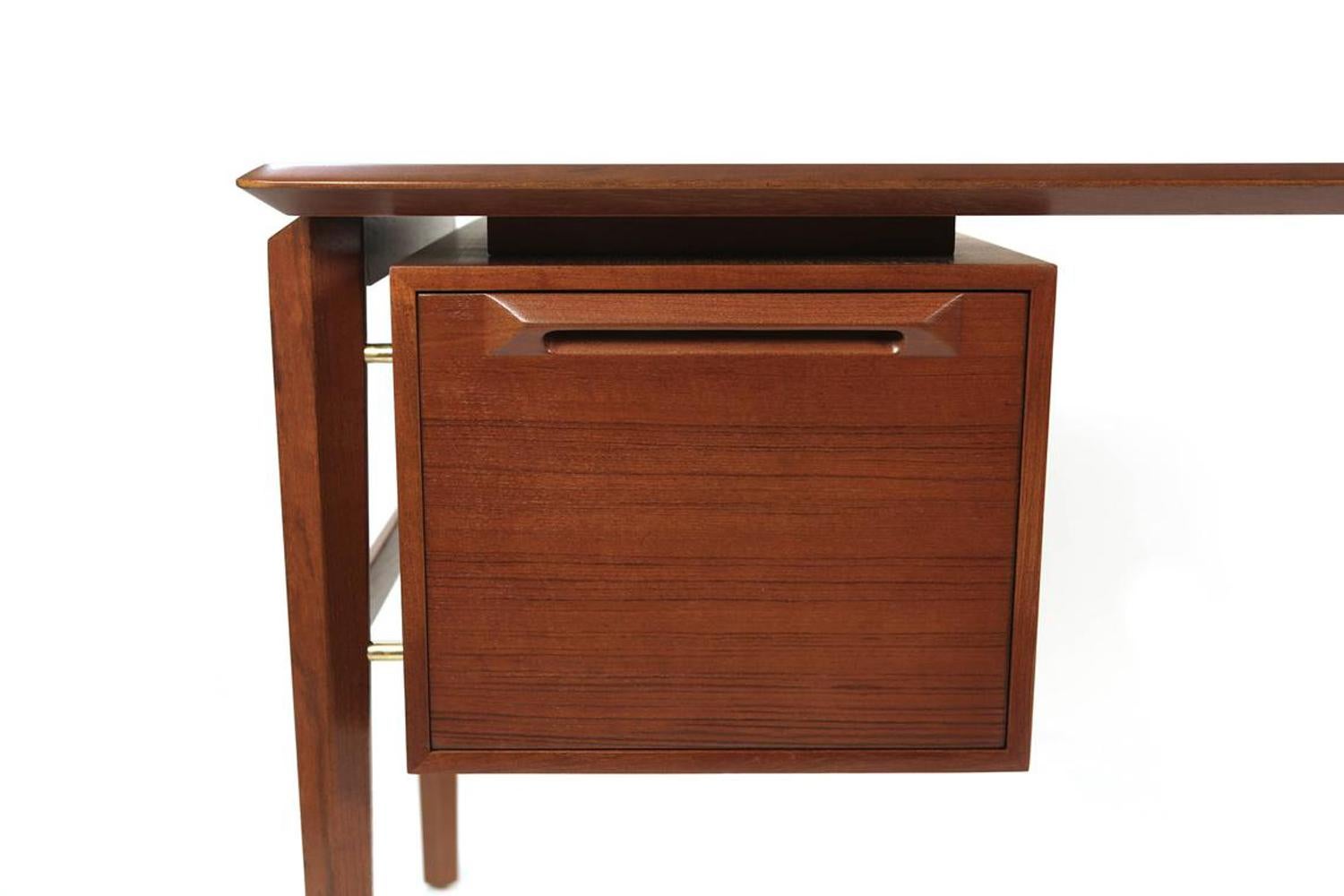 Ib Kofod-Larsen Desk in Teak by Seffle Möbelfabrik, Sweden, 1950s 1