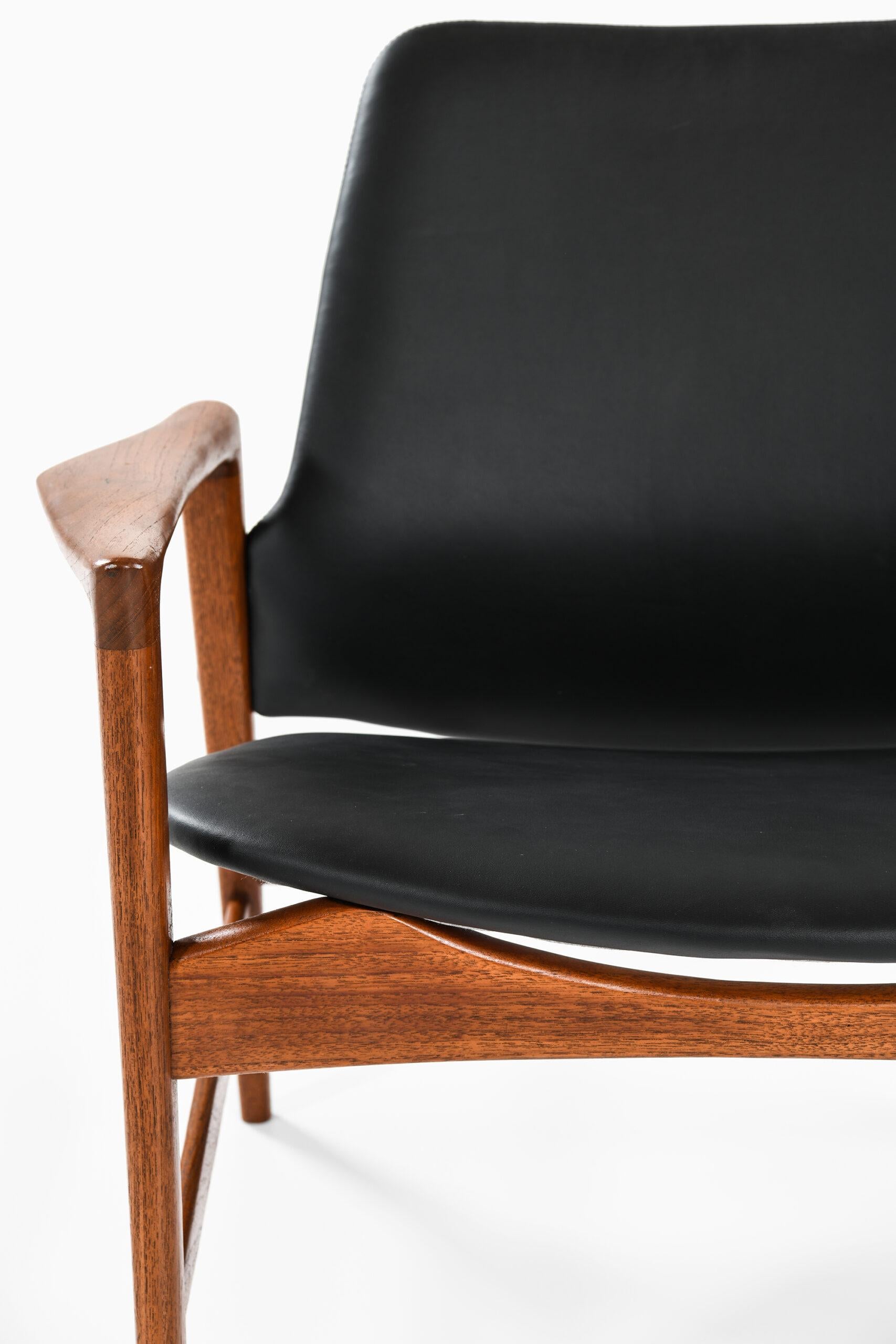 Leather Ib Kofod-Larsen Easy Chair Model Holte Produced by OPE in Sweden For Sale