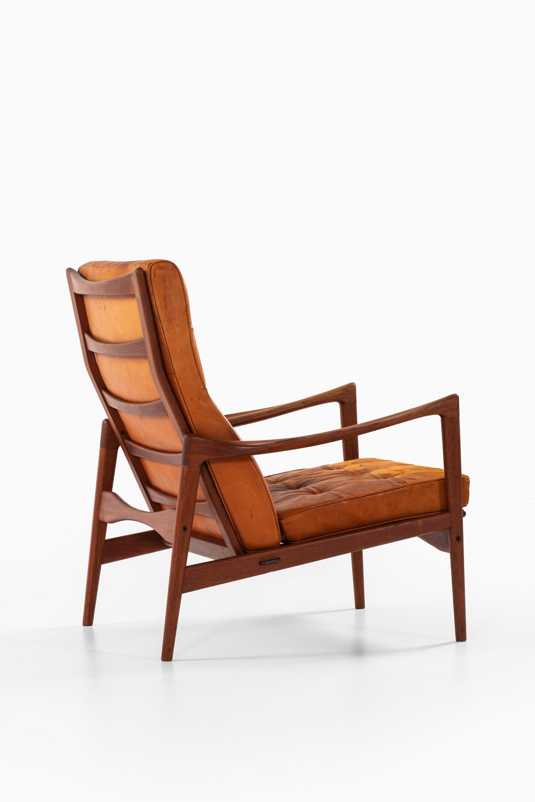 Mid-20th Century Ib Kofod-Larsen Easy Chair Model Örenäs Produced by OPE in Sweden