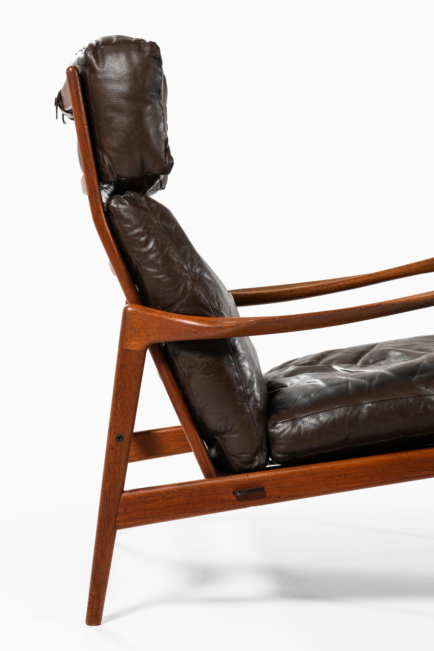 Mid-20th Century Ib Kofod-Larsen Easy Chair Model Örenäs Produced by OPE in Sweden