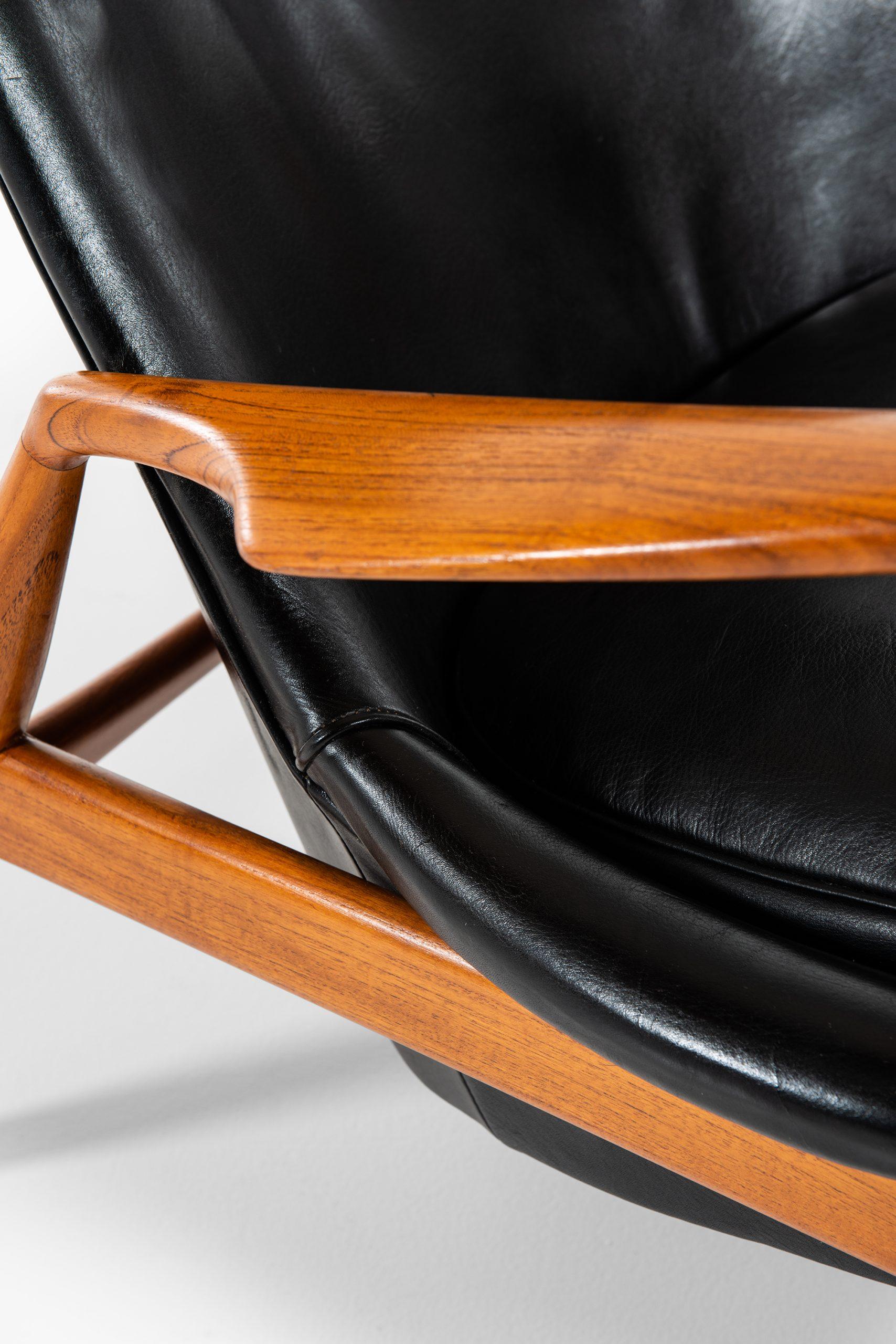Swedish Ib Kofod-Larsen Easy Chair Model Sälen / Seal Produced by OPE in Sweden