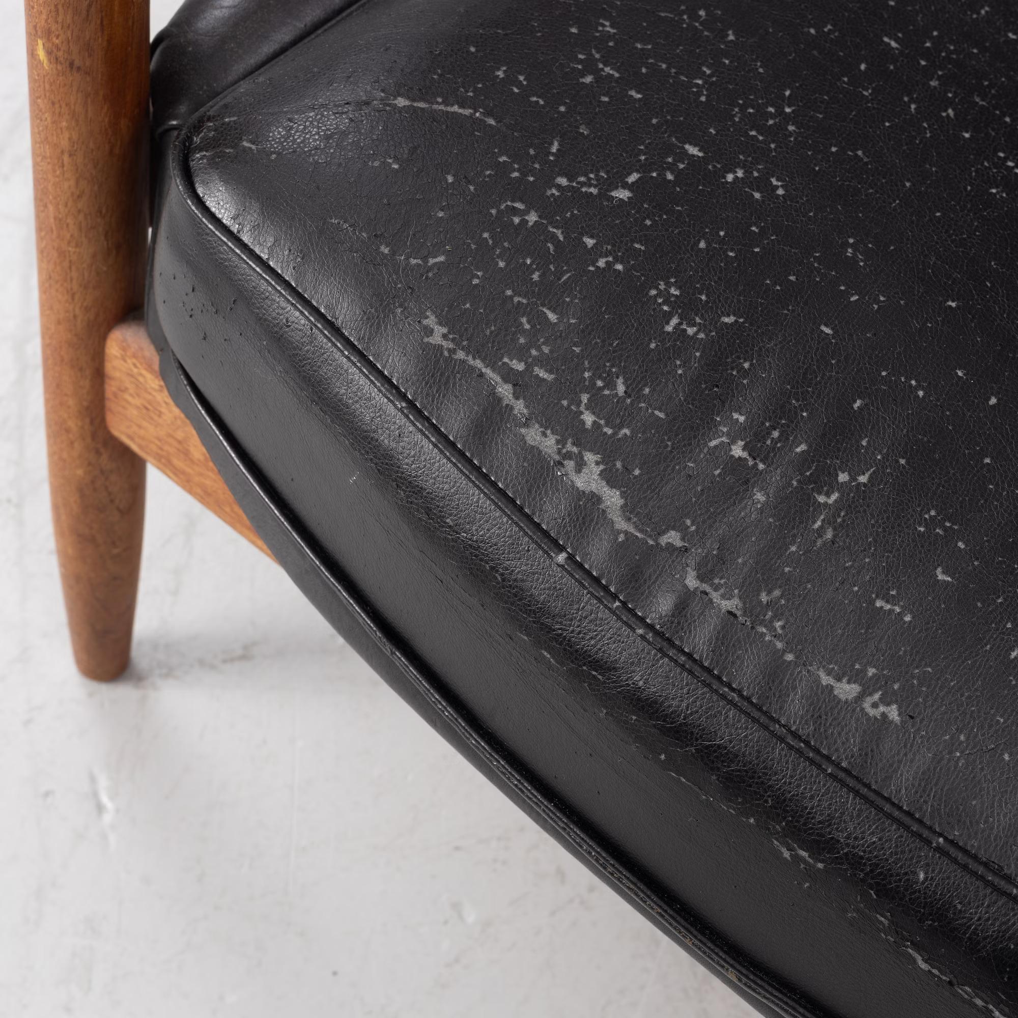 Ib Kofod Larsen, Easy Chair  