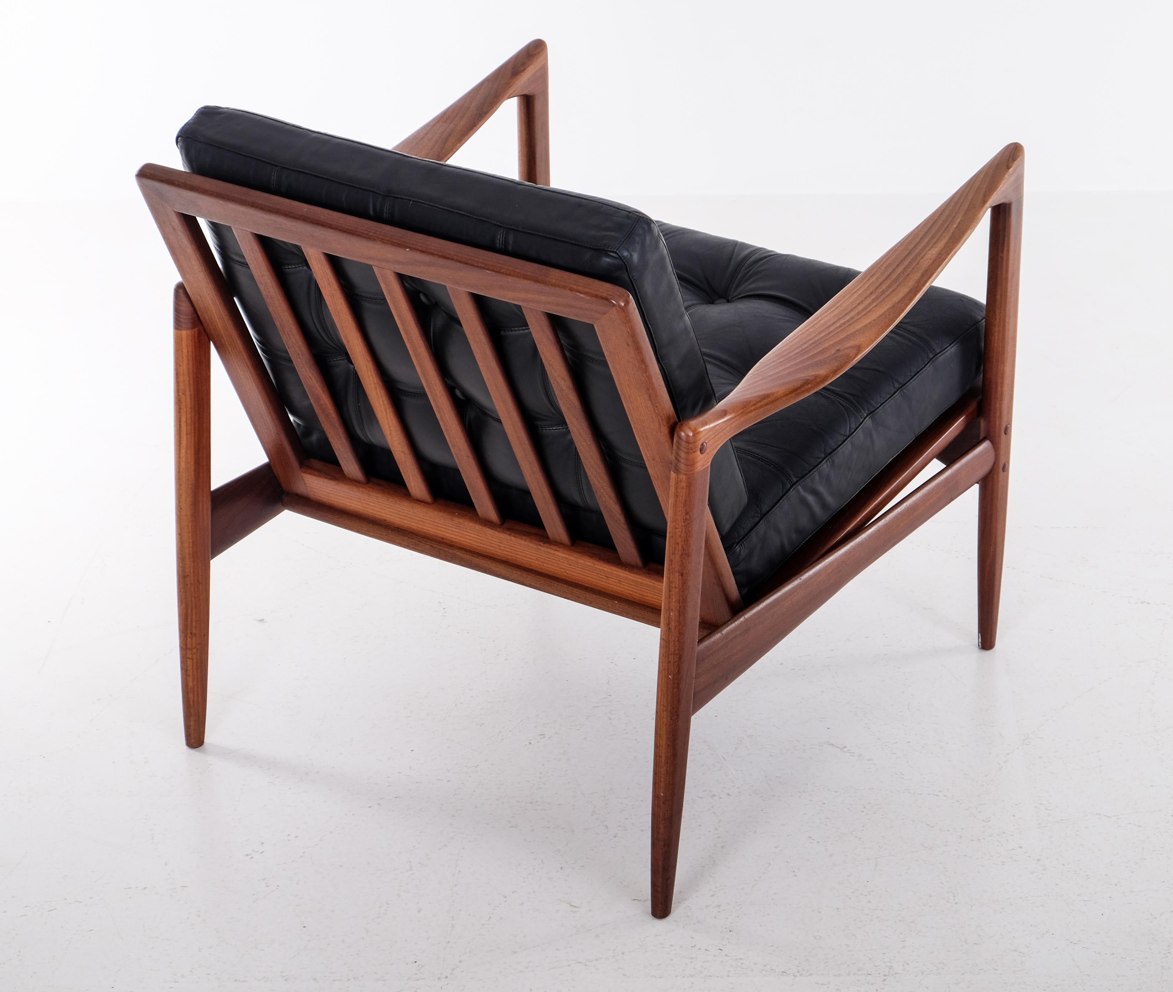 Scandinave moderne Fauteuils Ib Kofod-Larsen modèle 'Kandidaten', années 1960 en vente