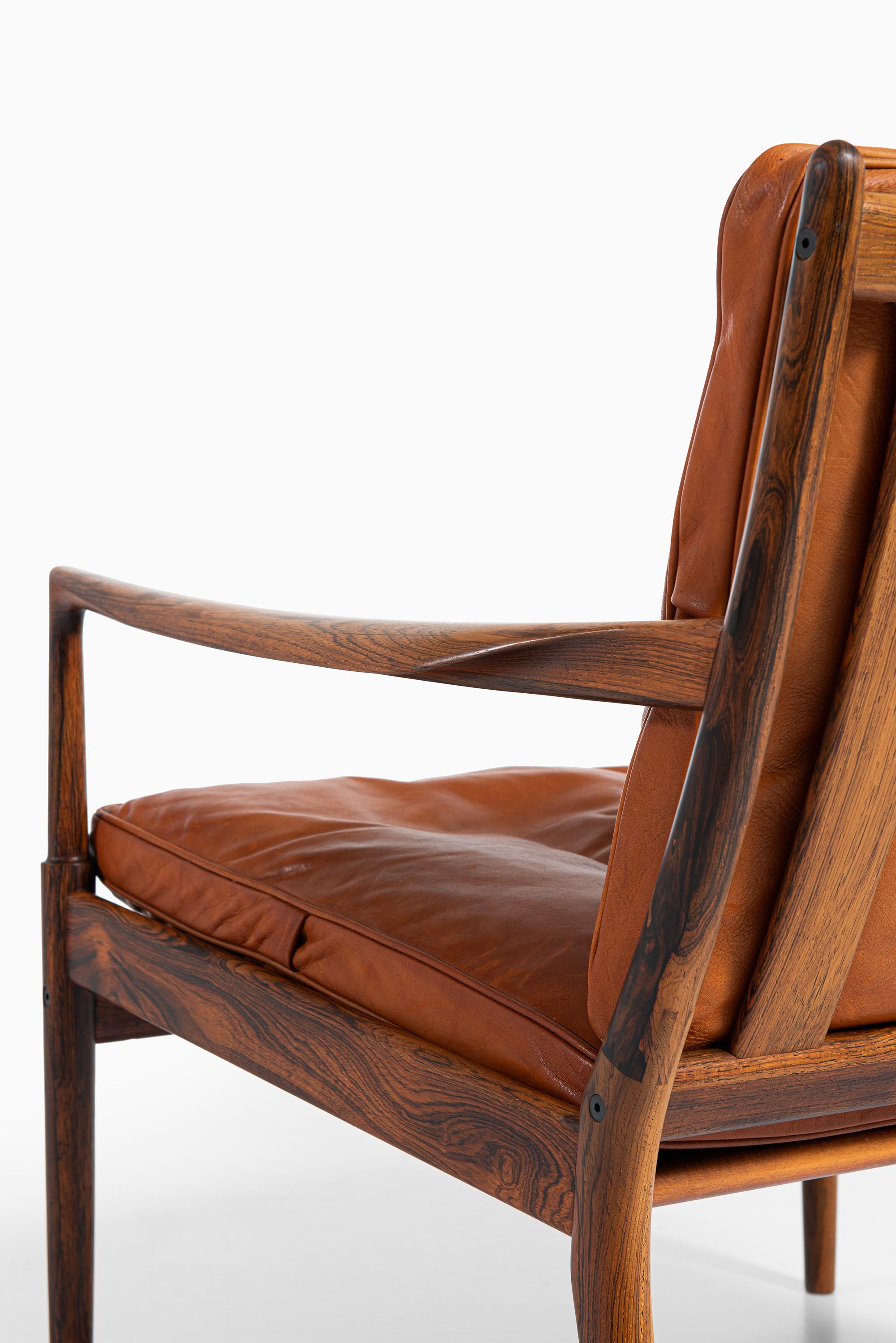 Ib Kofod-Larsen Easy Chairs Modell Samsö Produziert von OPE, Sweden im Angebot 4