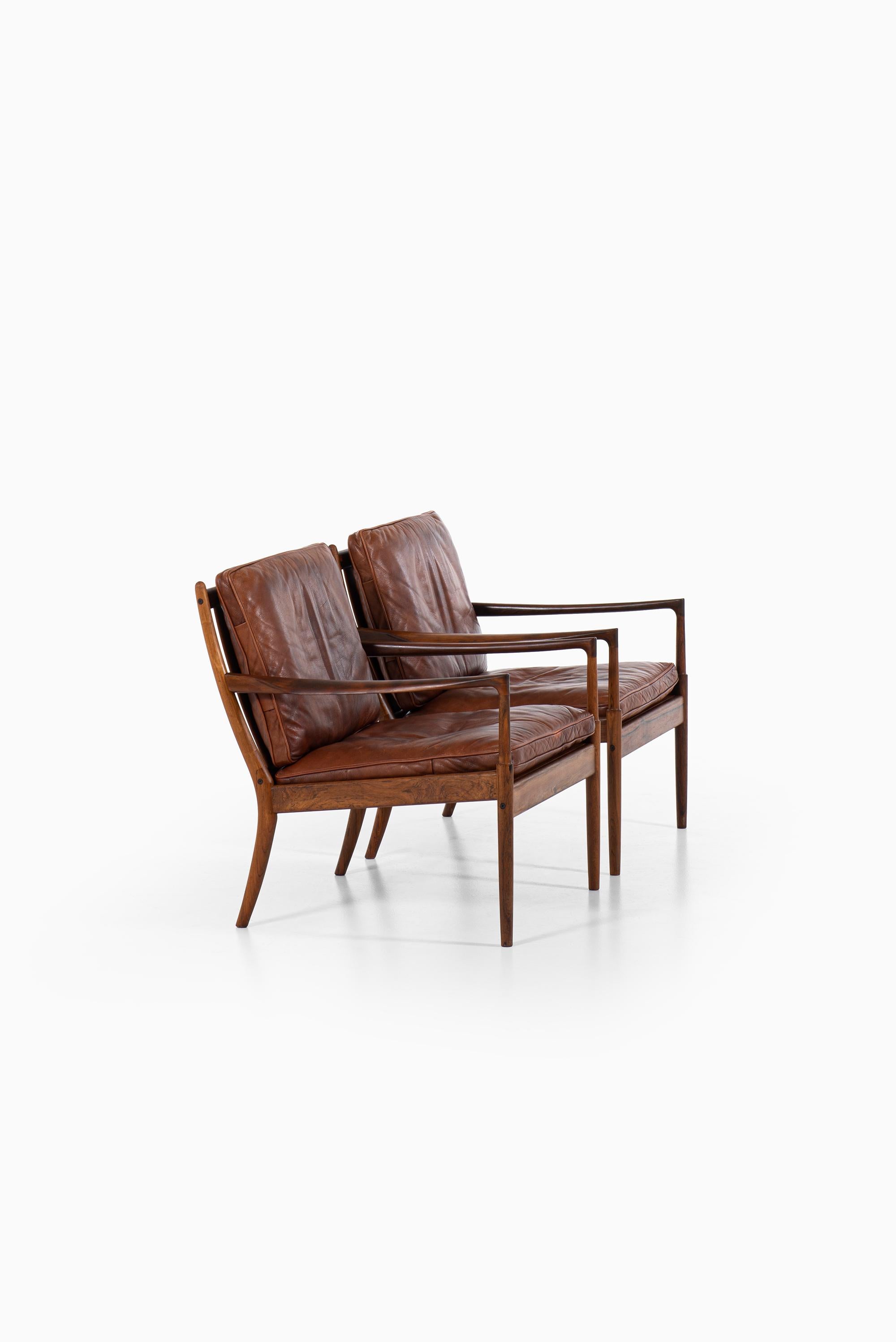 Mid-20th Century Ib Kofod-Larsen easy chairs model Samsö produced by OPE in Sweden
