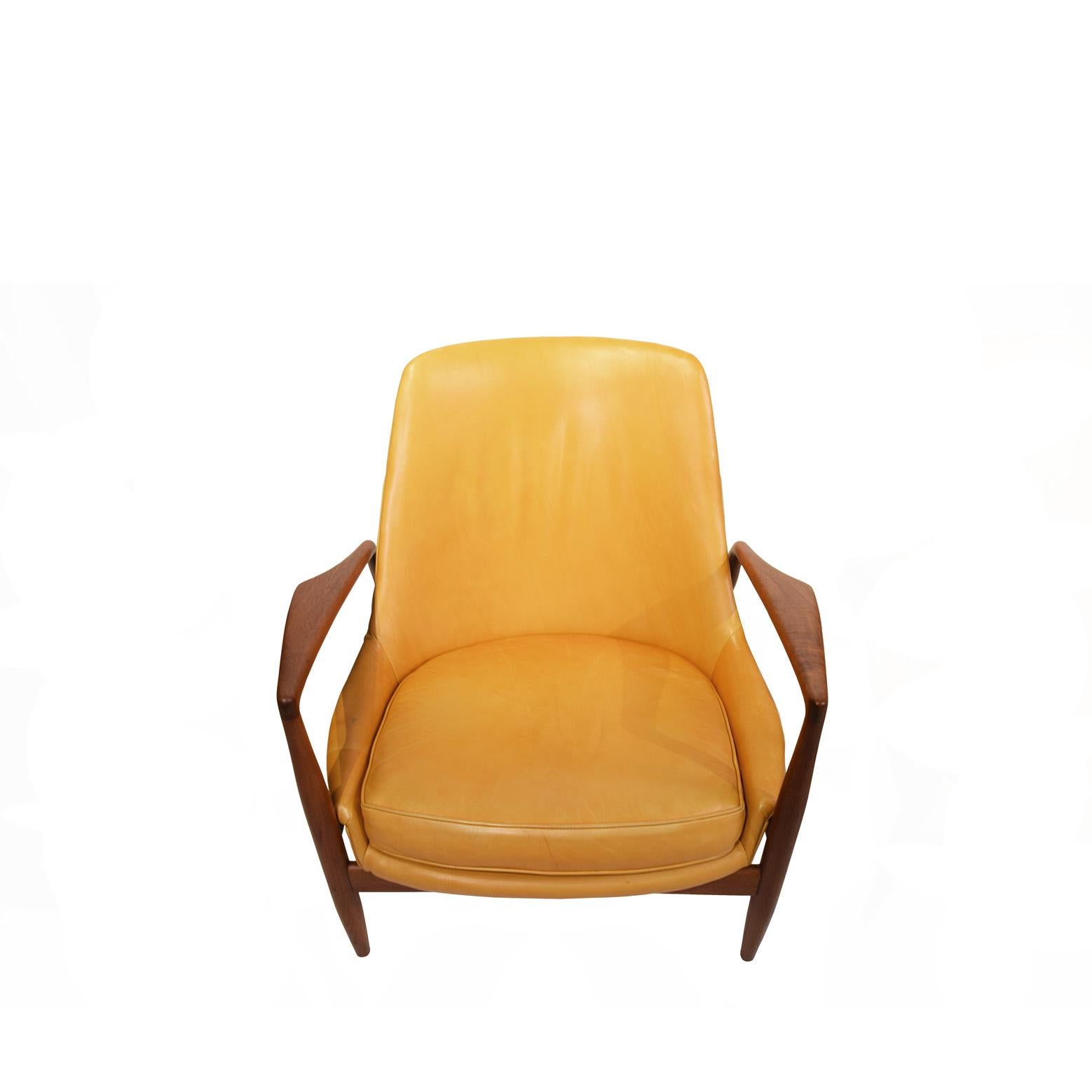 Easy Chairs von Ib Kofod-Larsen, Modell „Siegel“, hergestellt von OPE in Schweden (Leder) im Angebot
