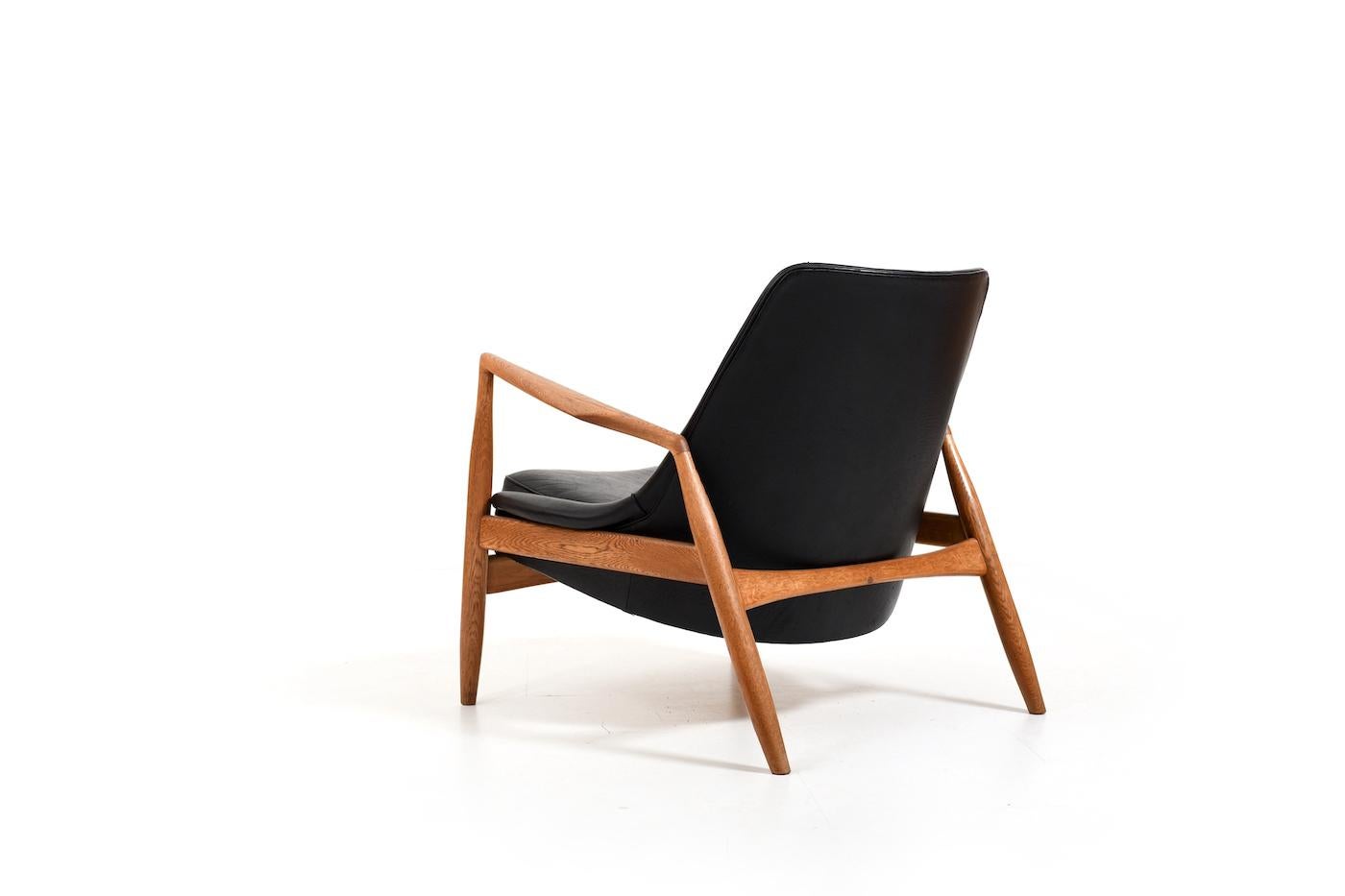 Ib Kofod Larsen Easychair Sälen / Seal Chair 1960s for Ope For Sale 2