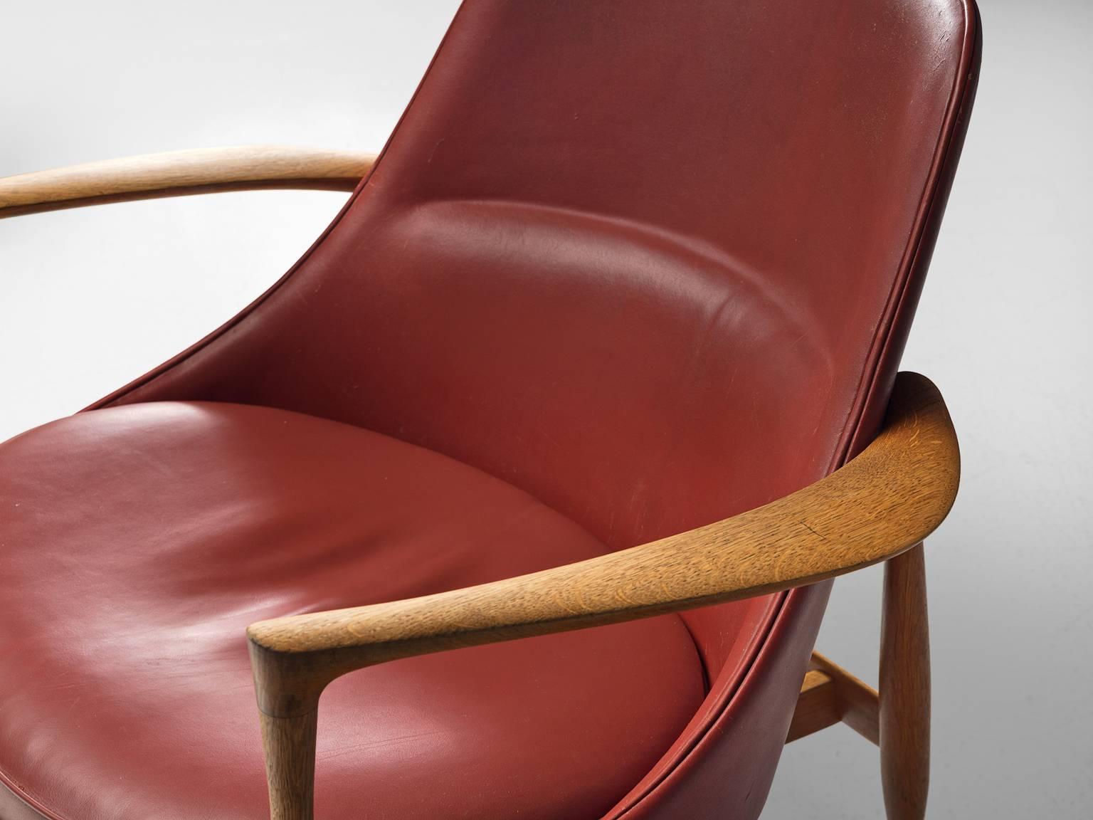 Ib Kofod-Larsen 'Elizabeth' Chairs in Red Leather and Oak 3
