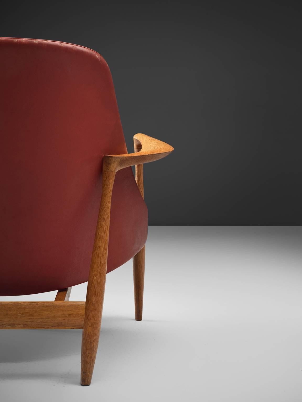 Ib Kofod-Larsen 'Elizabeth' Chairs in Red Leather and Oak 1
