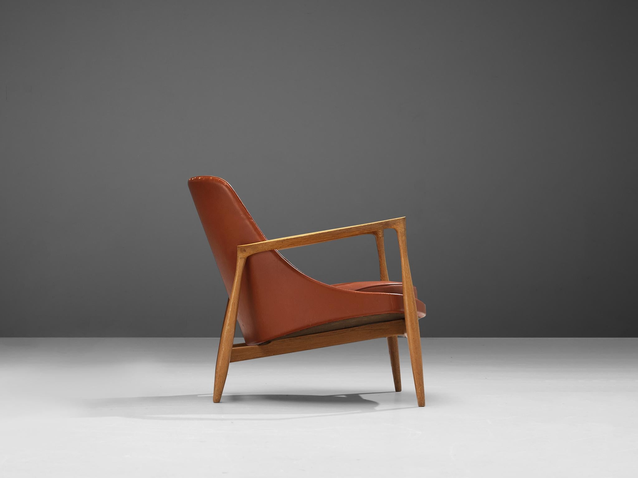 Ib Kofod-Larsen 'Elizabeth' Loungesessel in Original-Leder (Skandinavische Moderne) im Angebot