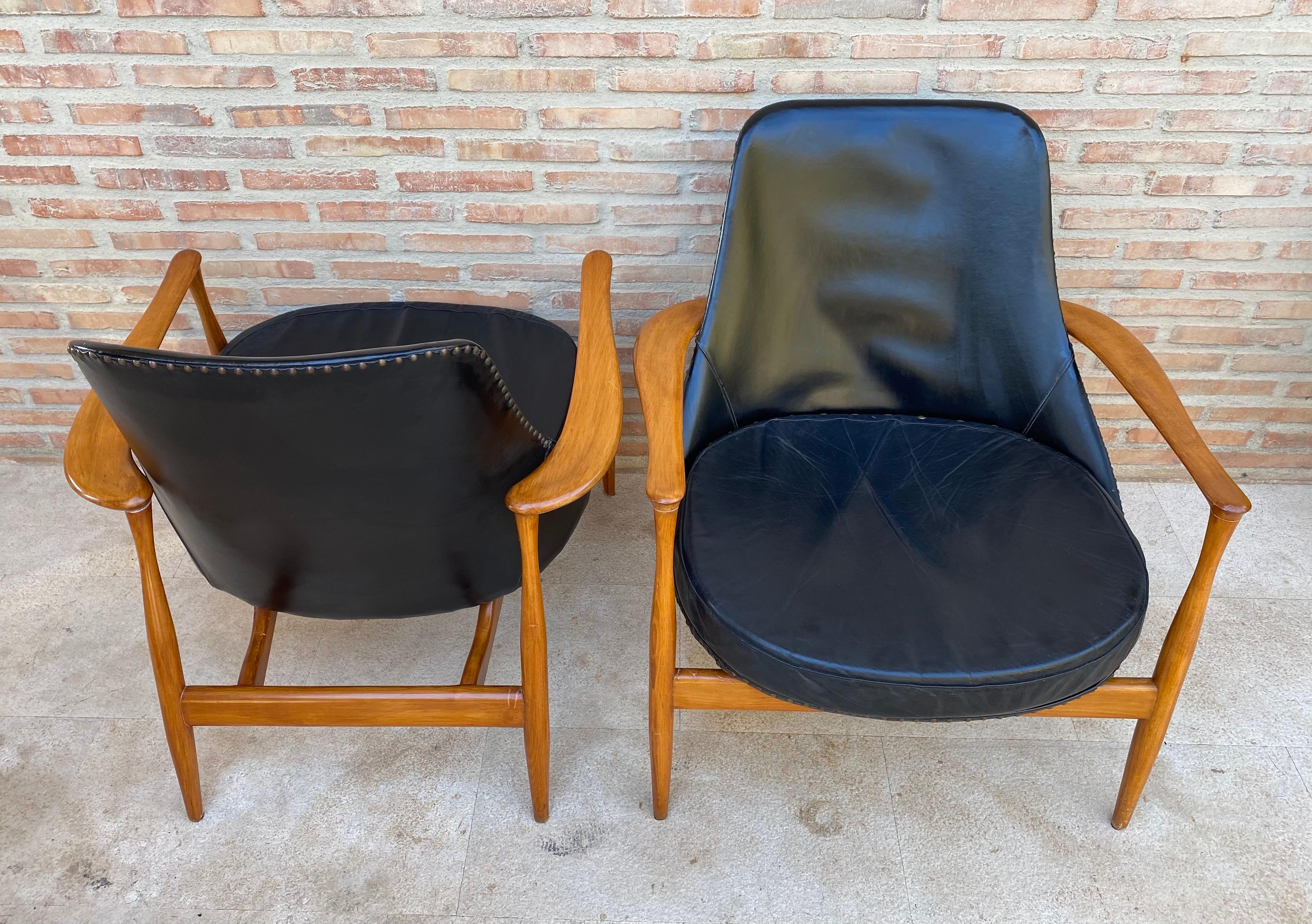 Mid-Century Modern Ib Kofod Larsen Elizabeth Lounge Chair, Set of Two For Sale