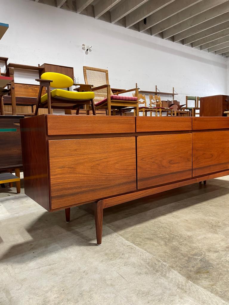 Ib Kofod Larsen FA66 Danish Modern Sideboard or Credenza in vendita 5