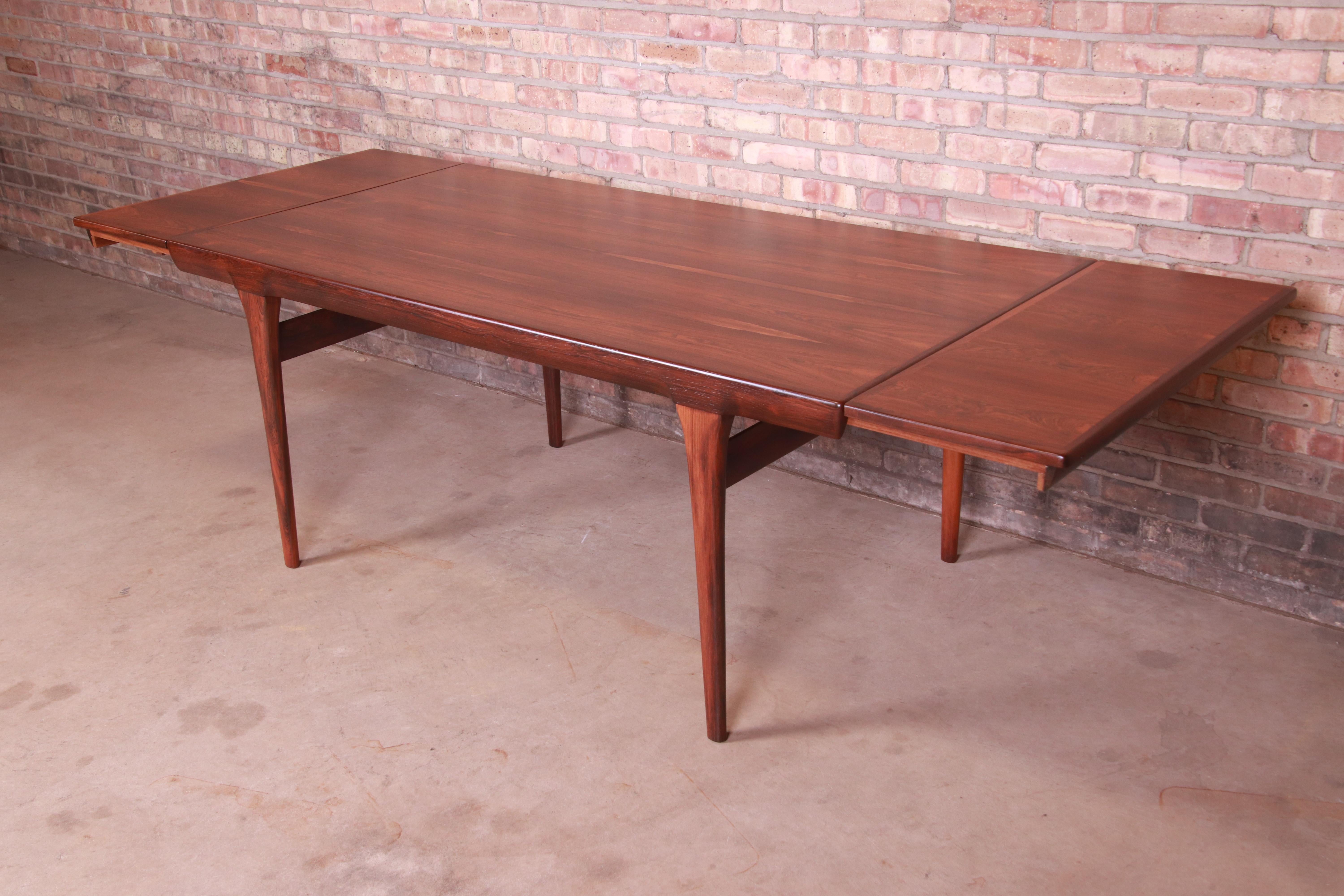 Ib Kofod-Larsen for Faarup Danish Modern Rosewood Dining Table, Newly Refinished For Sale 7