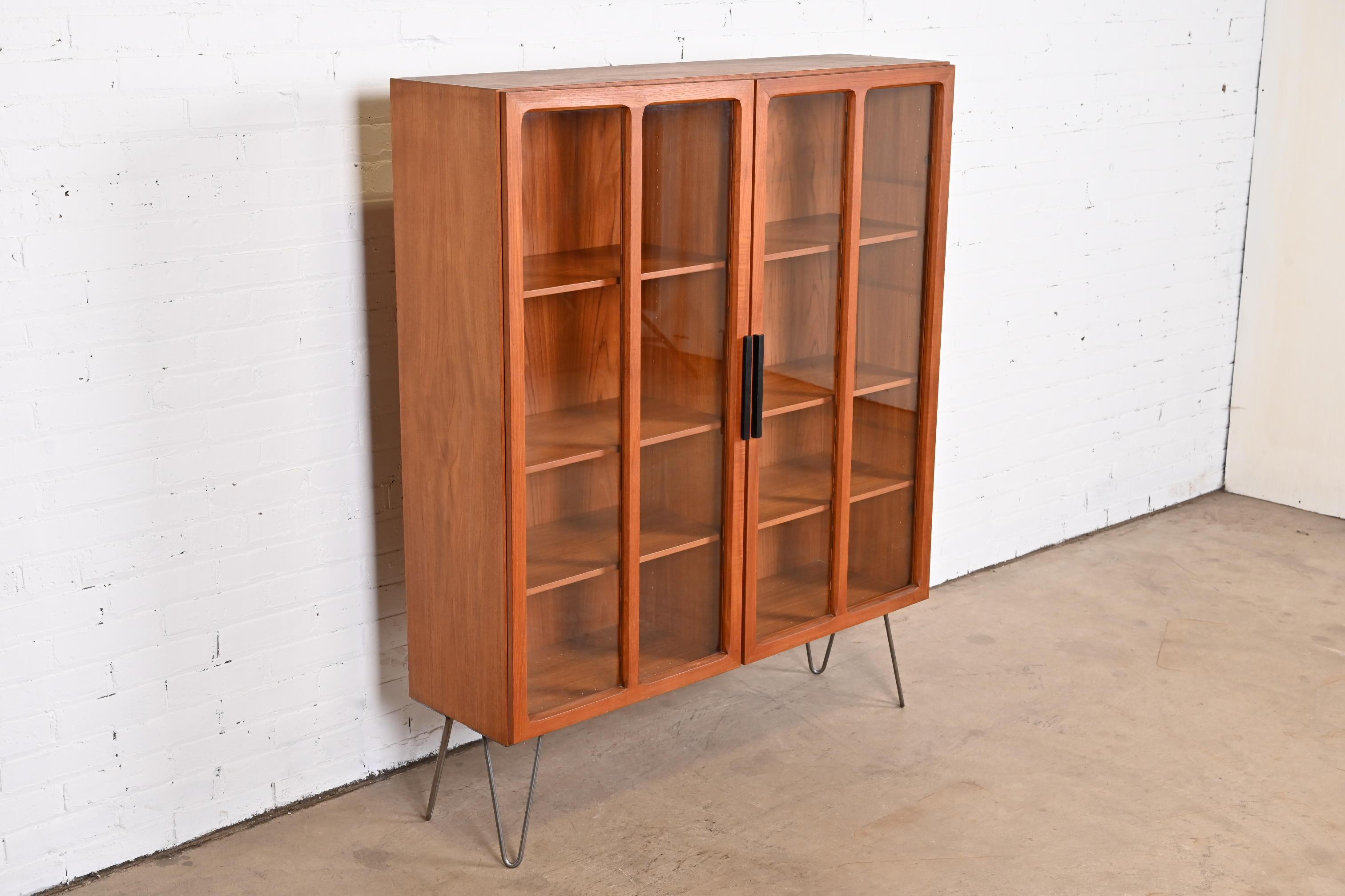 Mid-20th Century Ib Kofod-Larsen for Faarup Danish Modern Teak Bookcase on Hairpin Legs, 1960s