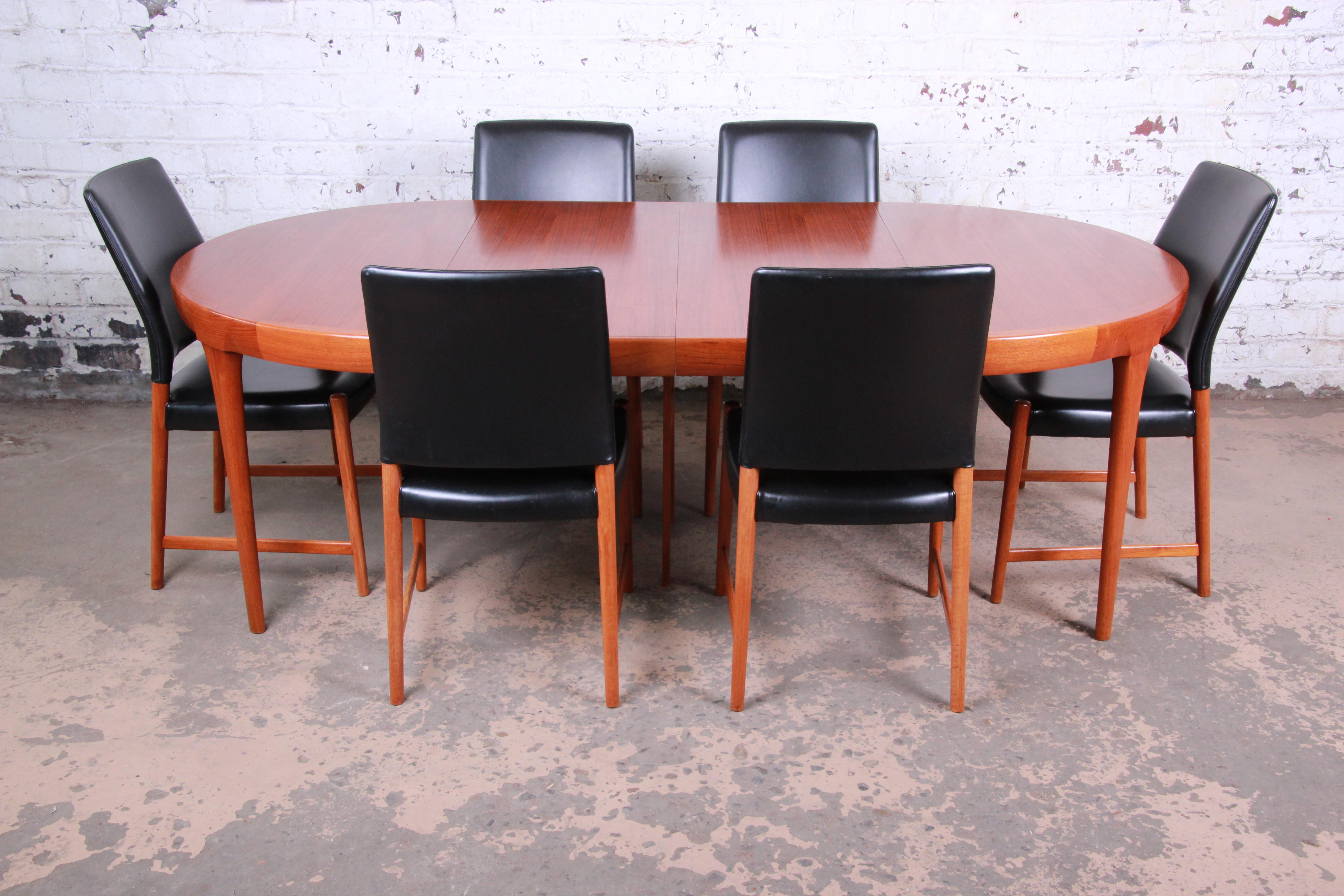 Ib Kofod-Larsen for Faarup Danish Modern Teak Extension Dining Table 6