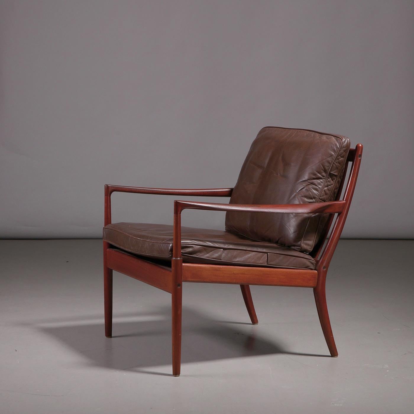 Ib Kofod-Larsen for OPE Möbler (Olof Persson Fåtöljindustri), ‘Samso’ lounge chair, brown aniline leather, rosewood, Sweden, ca. 1958.

This rare lounge chair was designed by famed Danish architect and designer Ib Kofod-Larsen (1921-2003) and