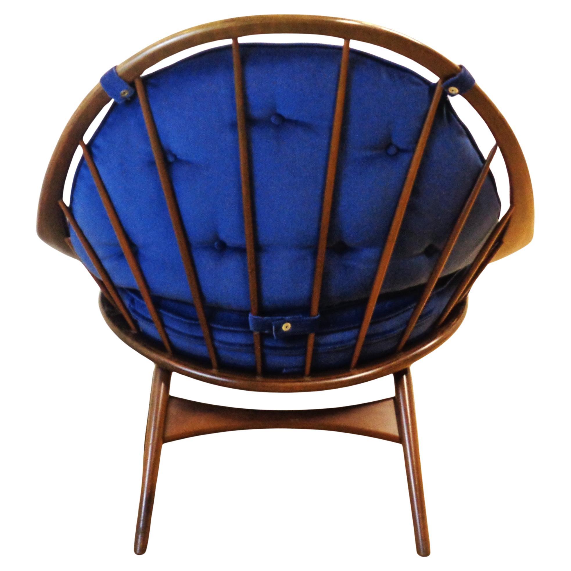 Ib Kofod-Larsen Peacock Chair Selig Denmark, 1950-1960 In Good Condition For Sale In Rochester, NY