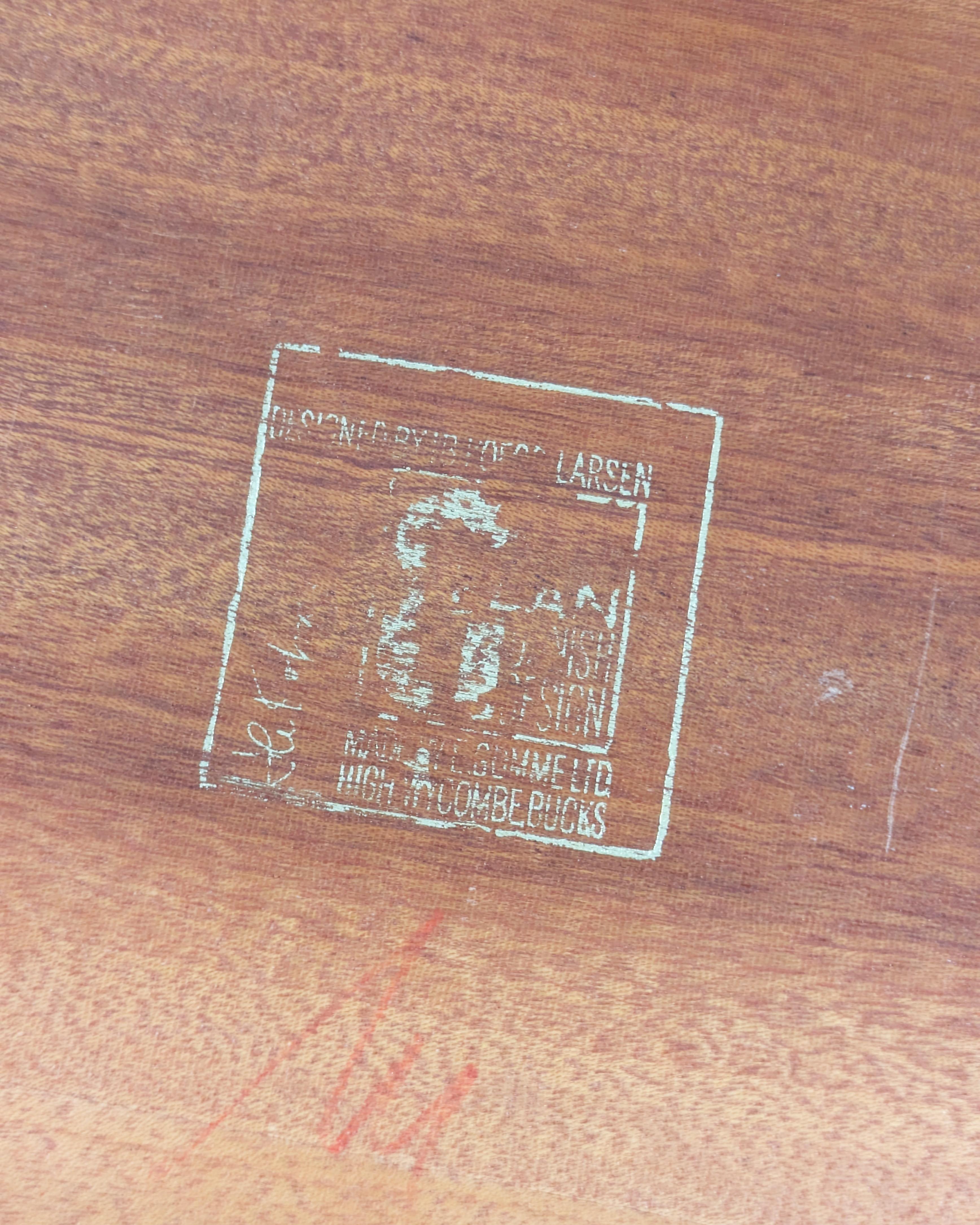 Ib Kofod-Larsen, G-Plan 'Danish Design' series 1960s teak extending dining table en vente 10