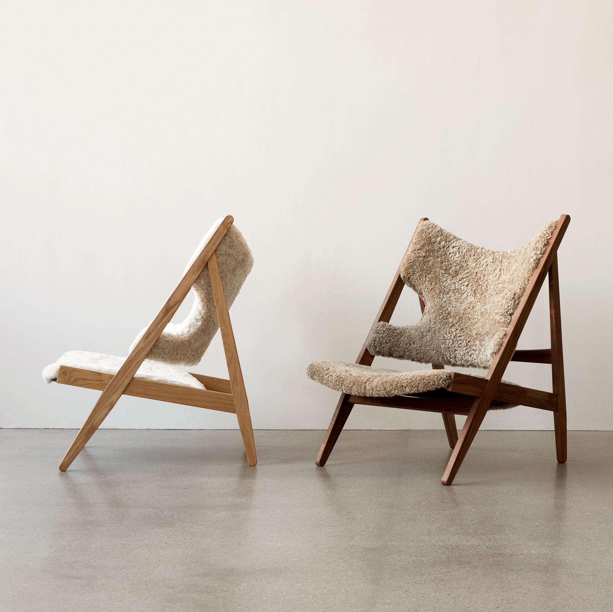 Ib Kofod-Larsen Knitting Lounge Chair, Walnut Base with Sheepskin, Nougat For Sale 1