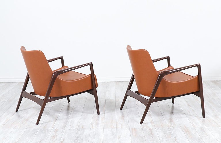 Ib Kofod-Larsen Leather Sculpted Lounge Chairs for Selig In Excellent Condition For Sale In Los Angeles, CA
