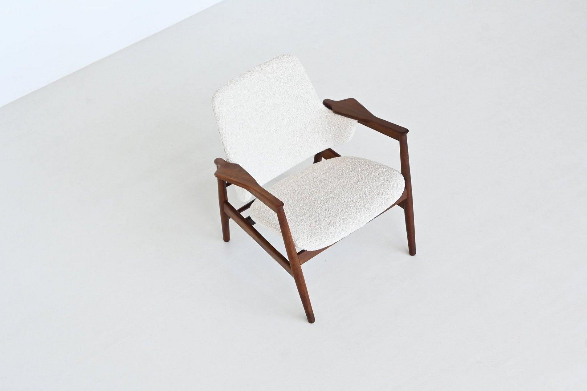 IB Kofod Larsen lounge chair Christensen and Larsen Denmark 1953 im Angebot 4