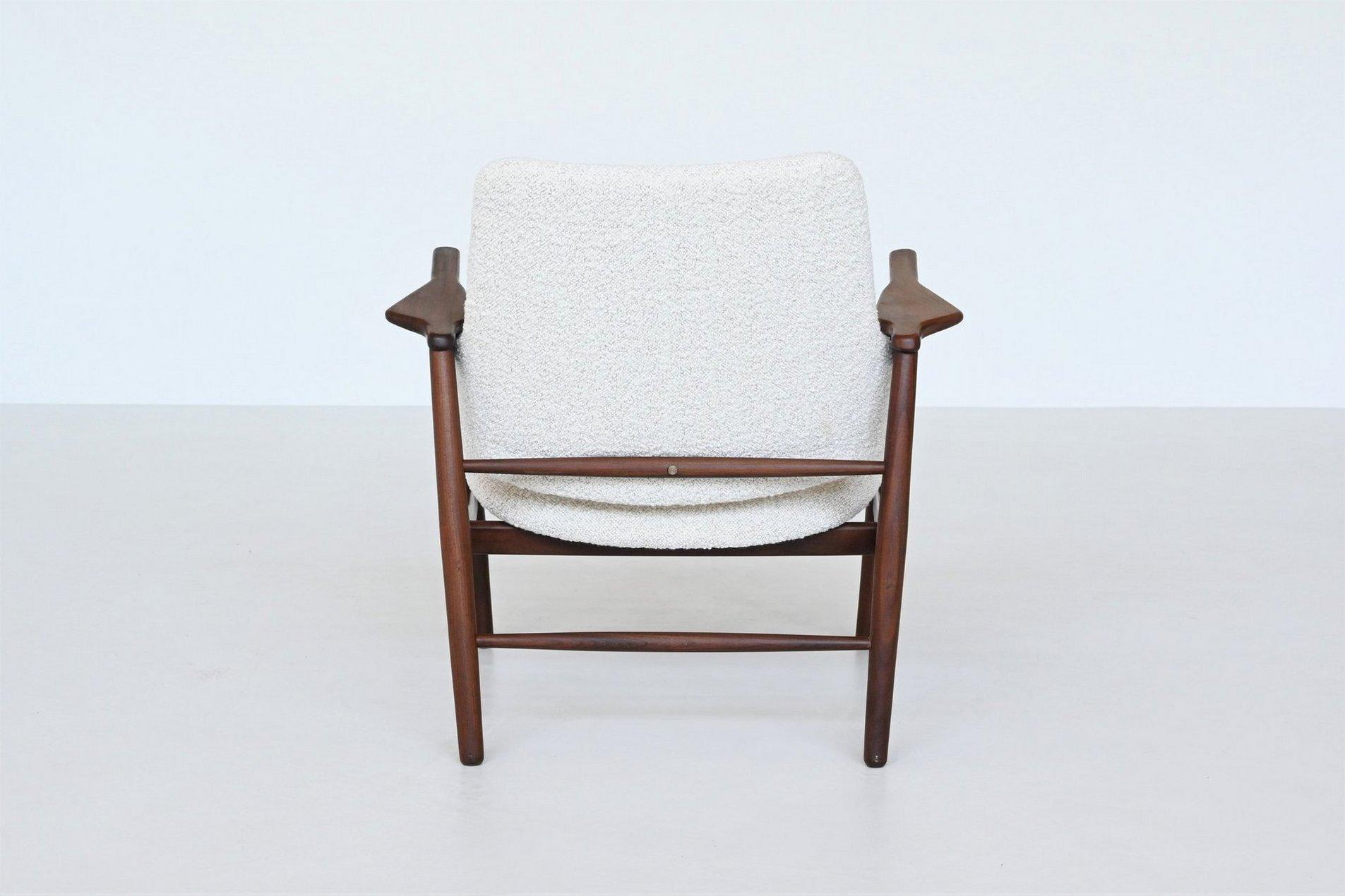 IB Kofod Larsen lounge chair Christensen and Larsen Denmark 1953 im Zustand „Gut“ im Angebot in Etten-Leur, NL