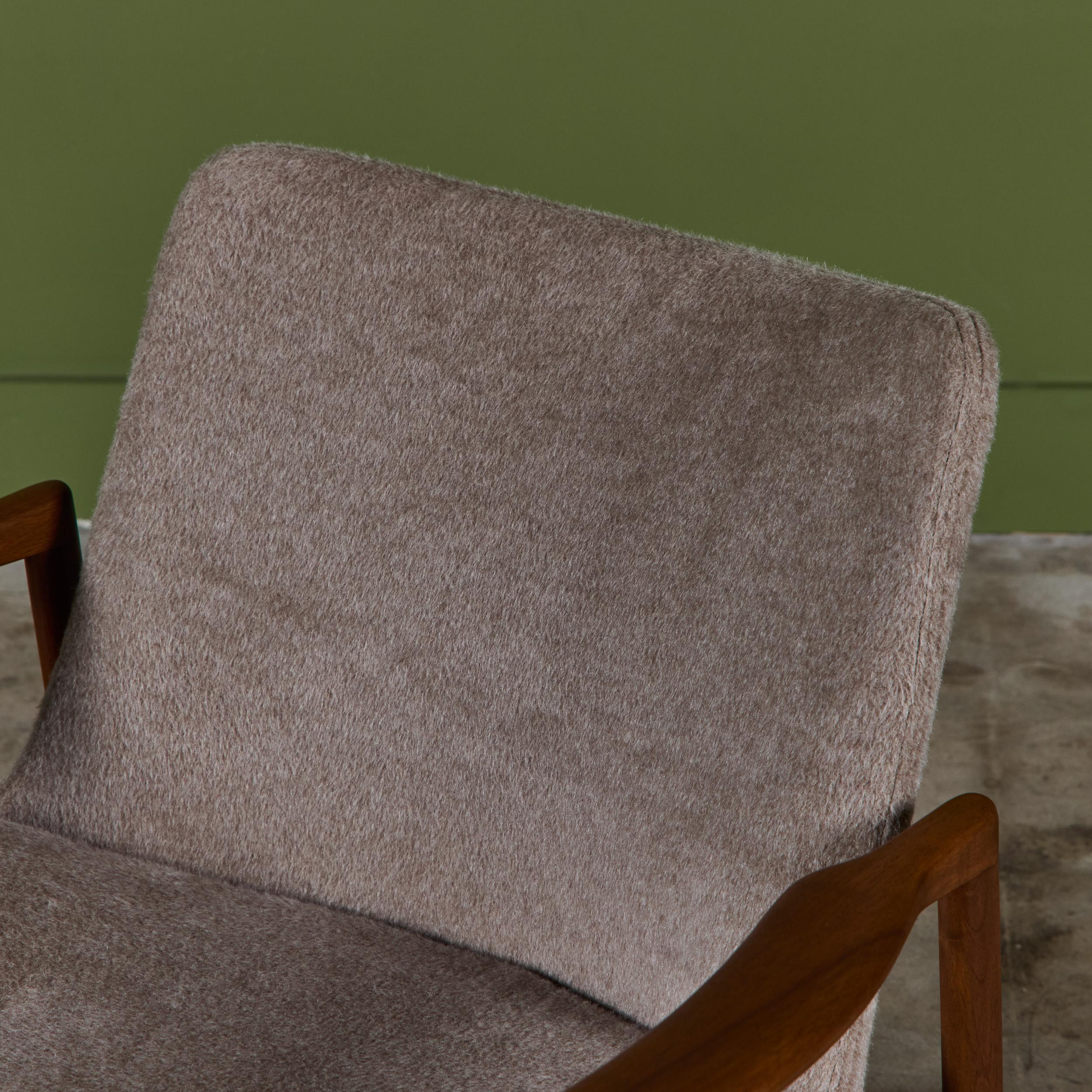 Ib Kofod-Larsen Lounge Chair For Sale 4