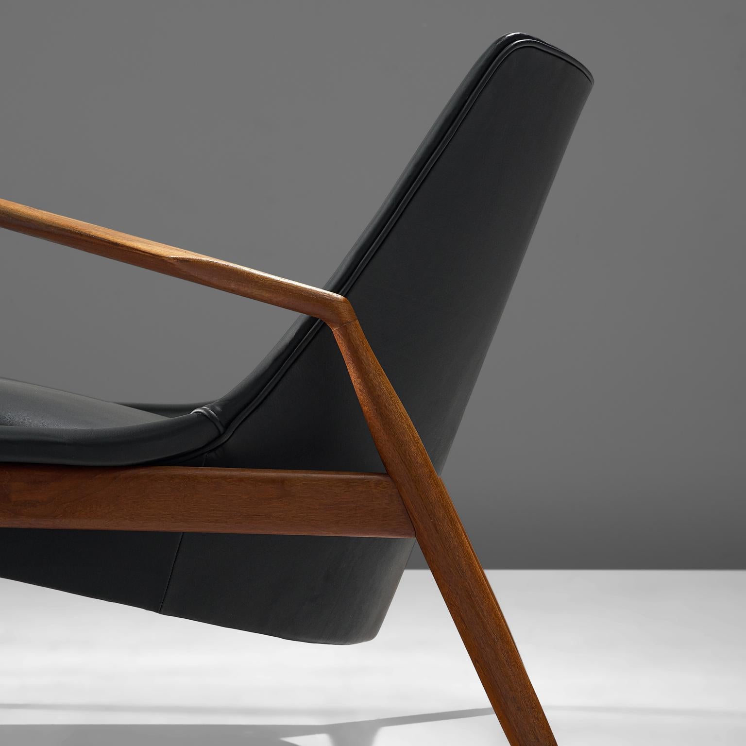 Ib Kofod-Larsen Lounge Chair in Black Leather and Teak  3