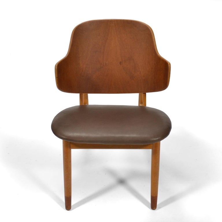 Scandinavian Modern Ib Kofod-Larsen Lounge Chair in Teak and Birch For Sale