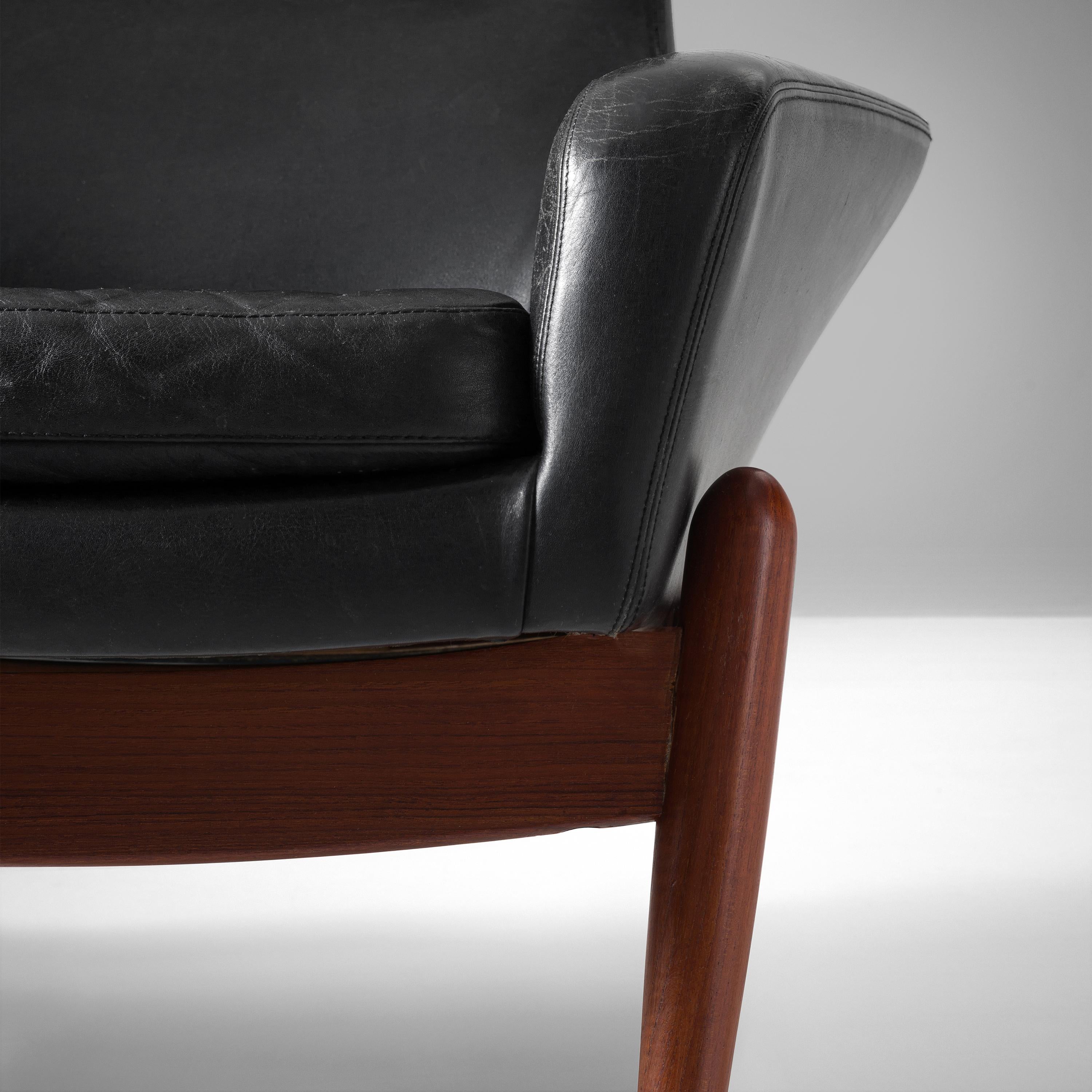 Mid-Century Modern Ib Kofod-Larsen Lounge Chair Model 'PD30' in Teak and Leather